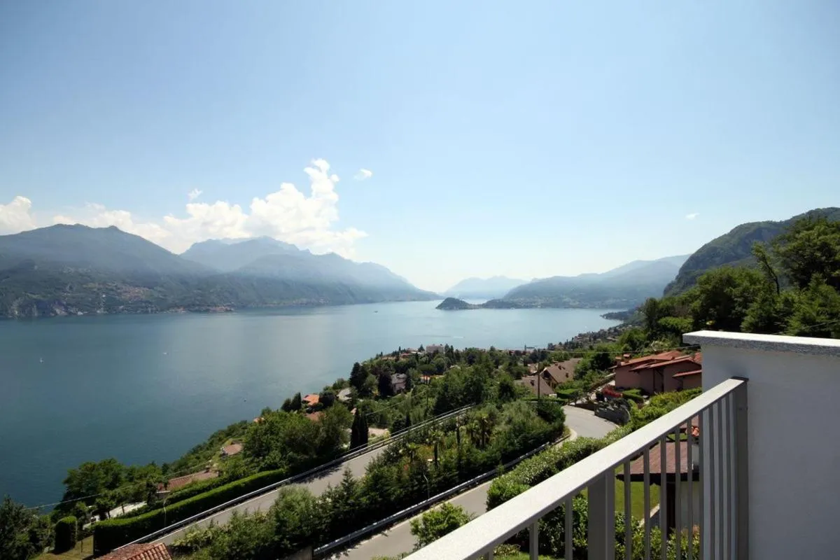 LookLake "Suite Two" - Plesio by LoveComo