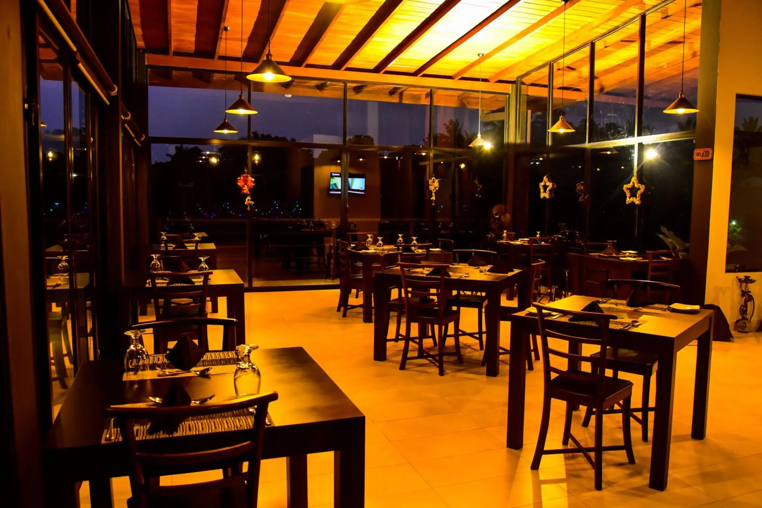 Restaurant/places to eat in Pine Hill Residence Restaurant/places to eat in Pine Hill Residence