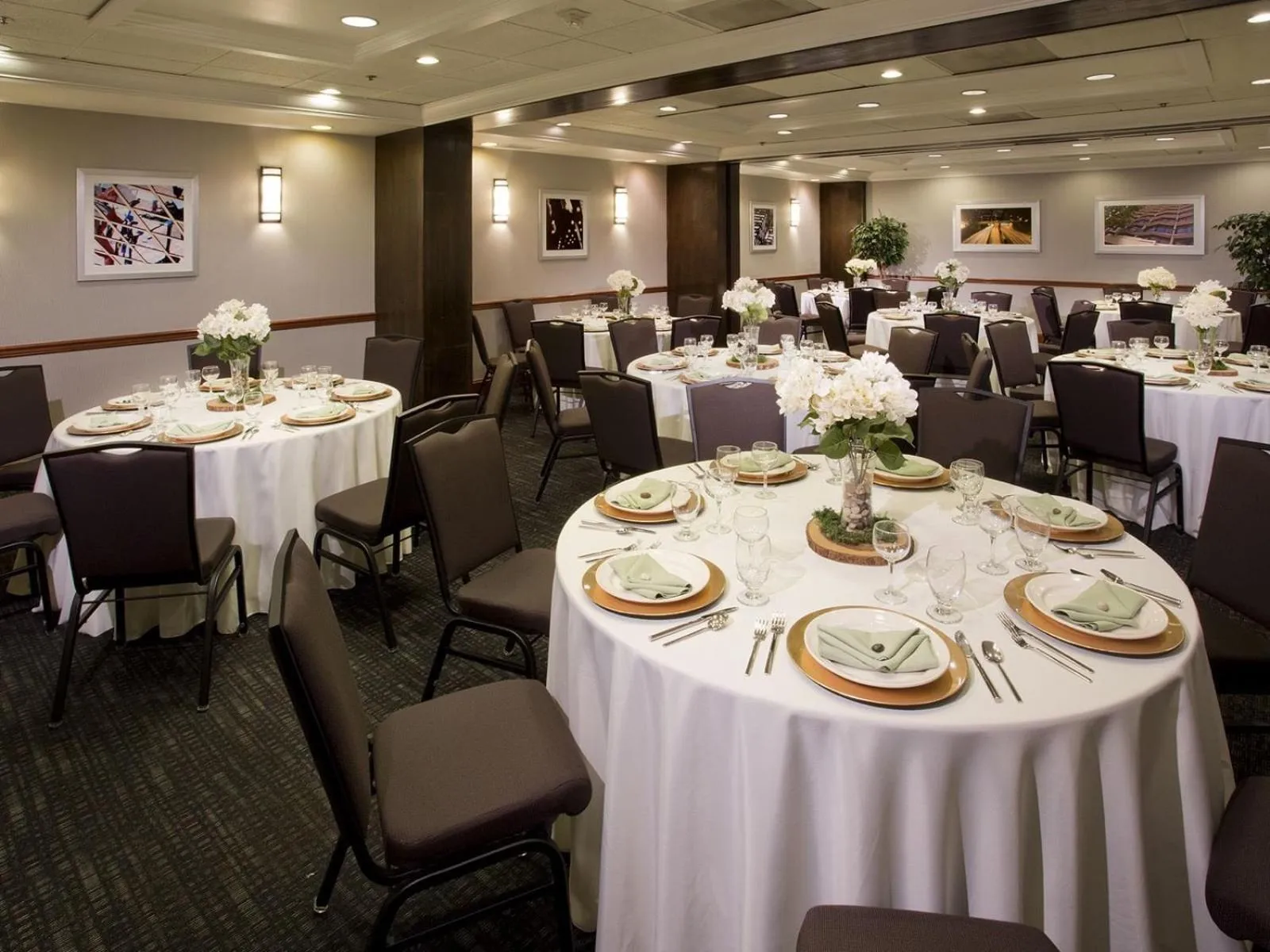 Banquet/Function facilities in Warwick Seattle