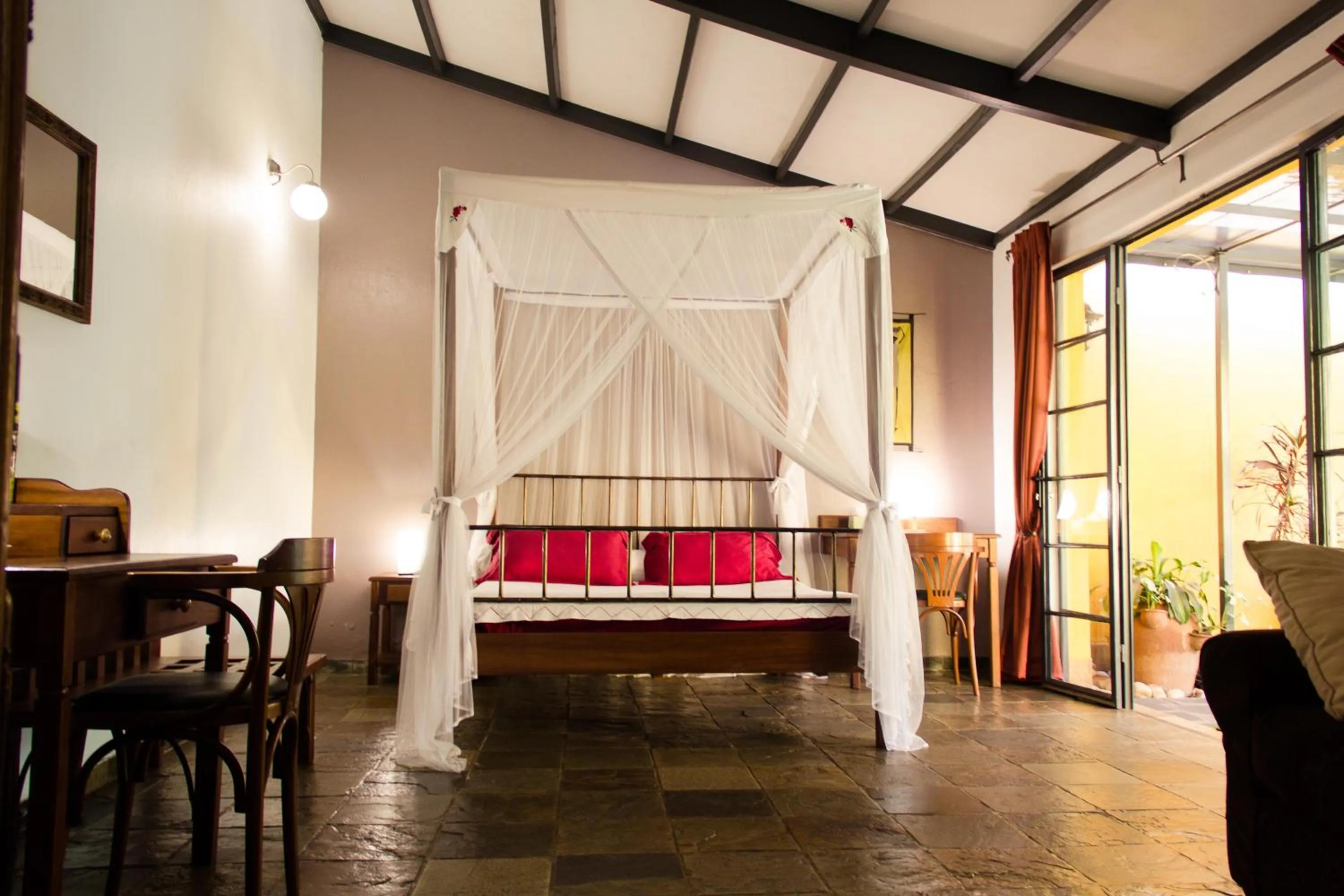 Photo of the whole room in Hotel Bougainviller