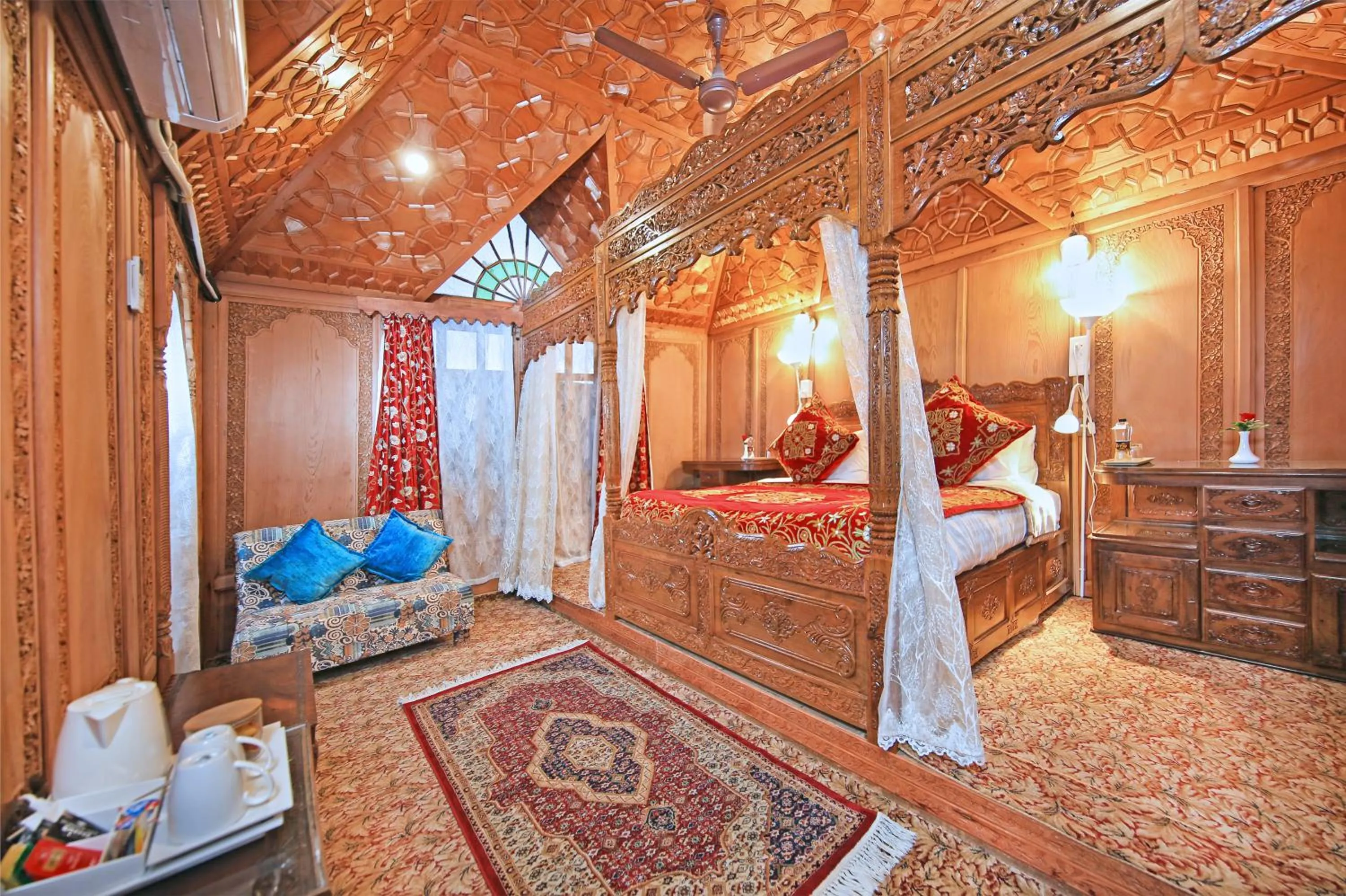Bedroom, Bed in Kolu Group Of Houseboats