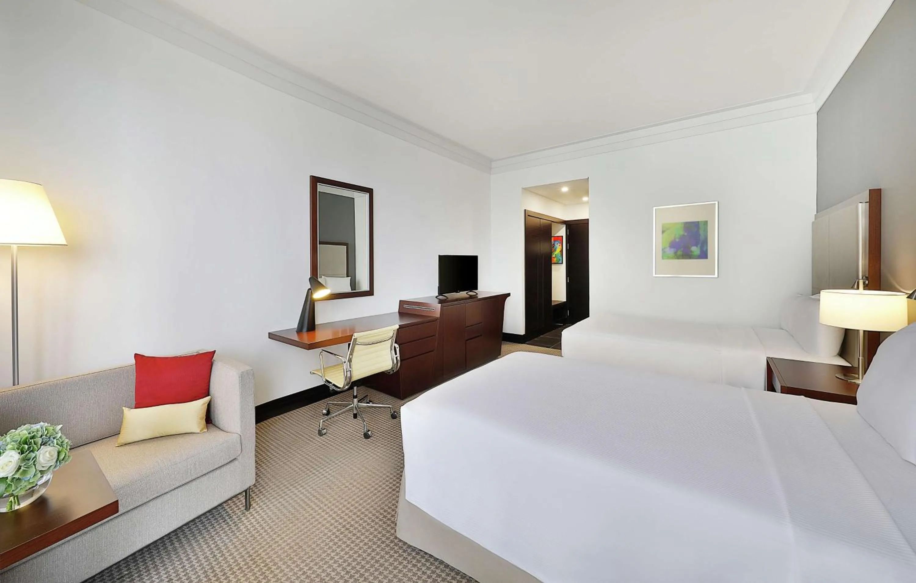 Bed in DoubleTree By Hilton Doha - Al Sadd