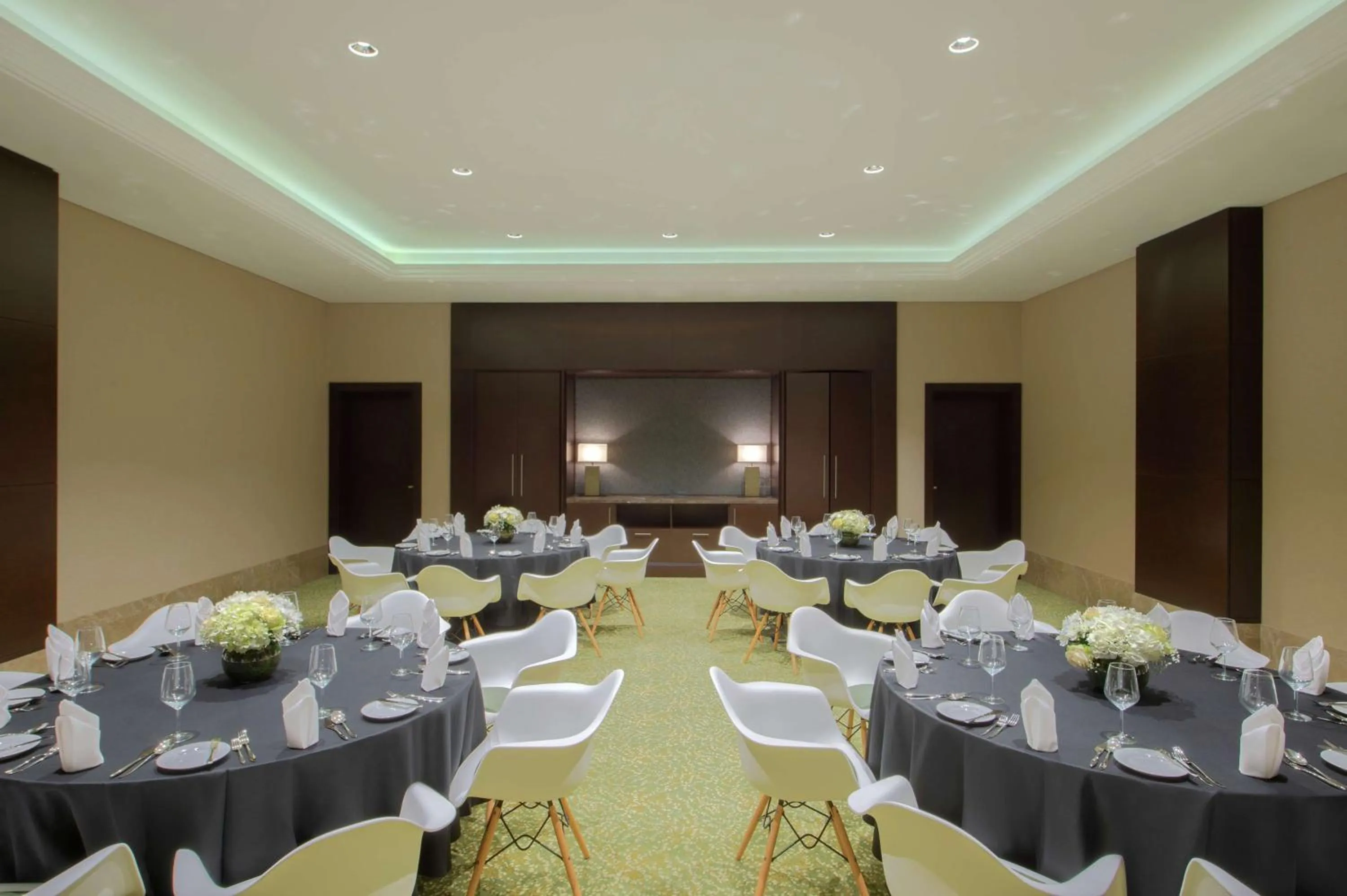 Meeting/conference room in DoubleTree By Hilton Doha - Al Sadd