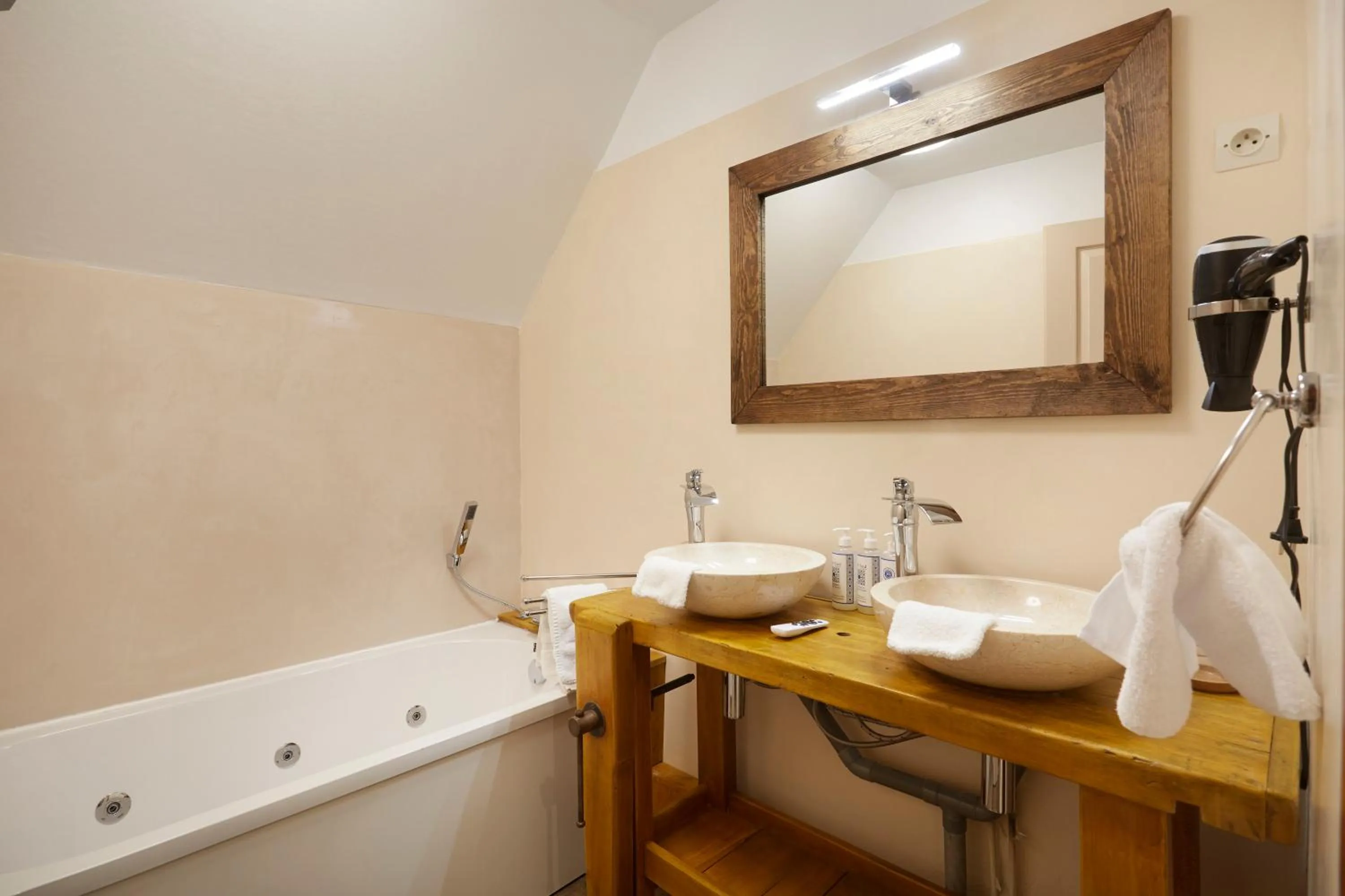 Bathroom in Domaine de Bersaillin