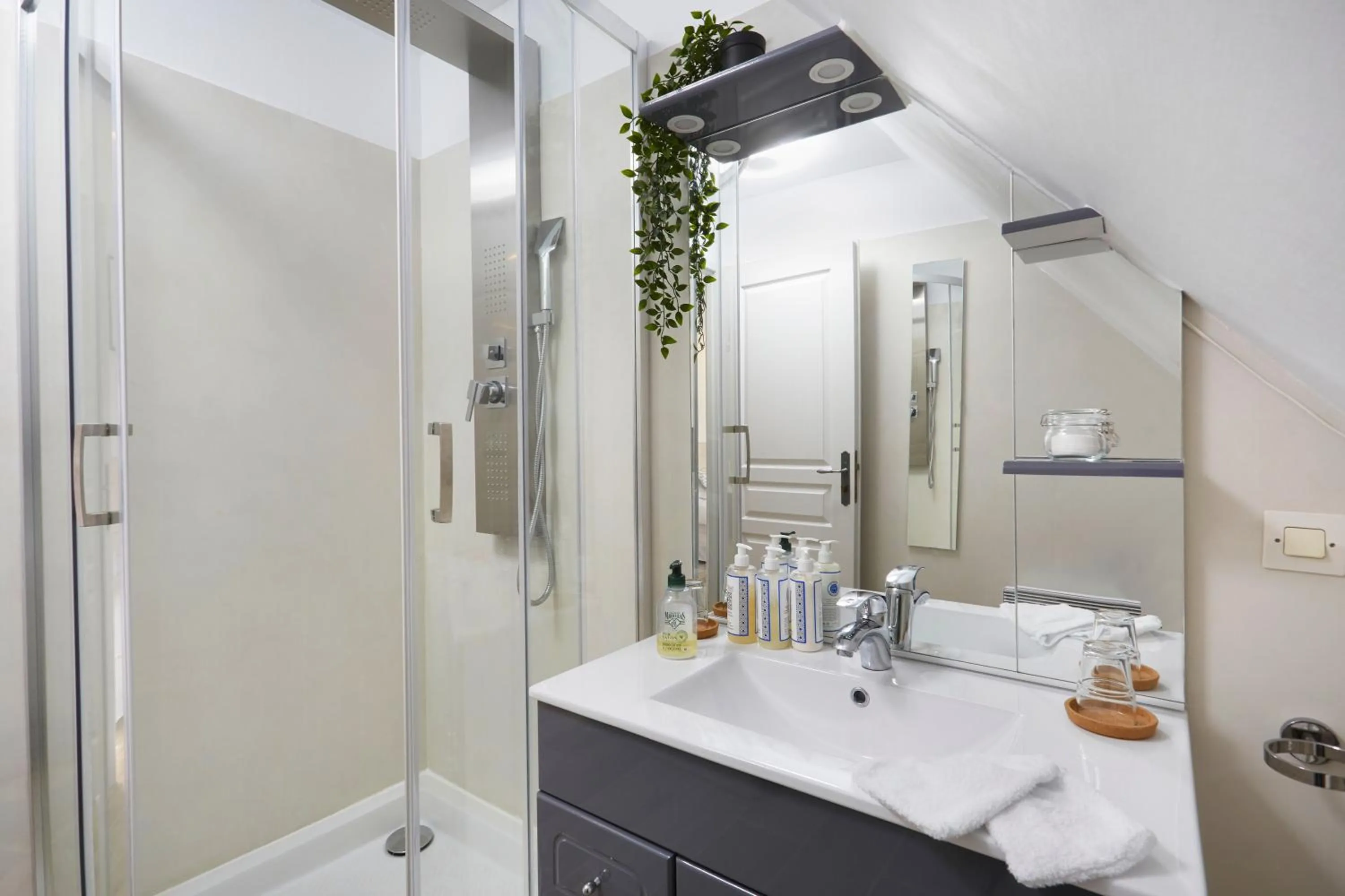 Bathroom in Domaine de Bersaillin