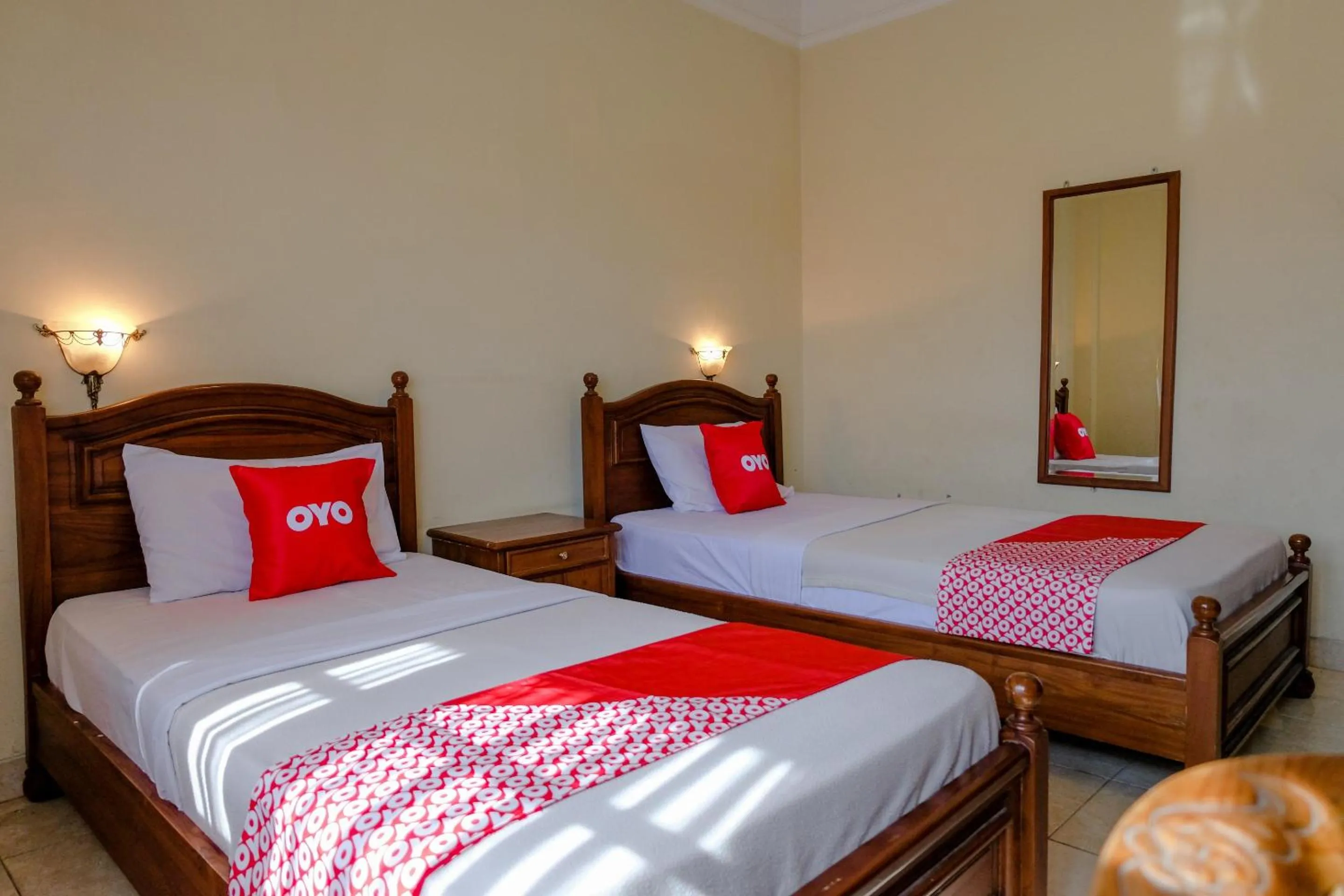 Bedroom in OYO 1803 Hotel Sarangan Permai