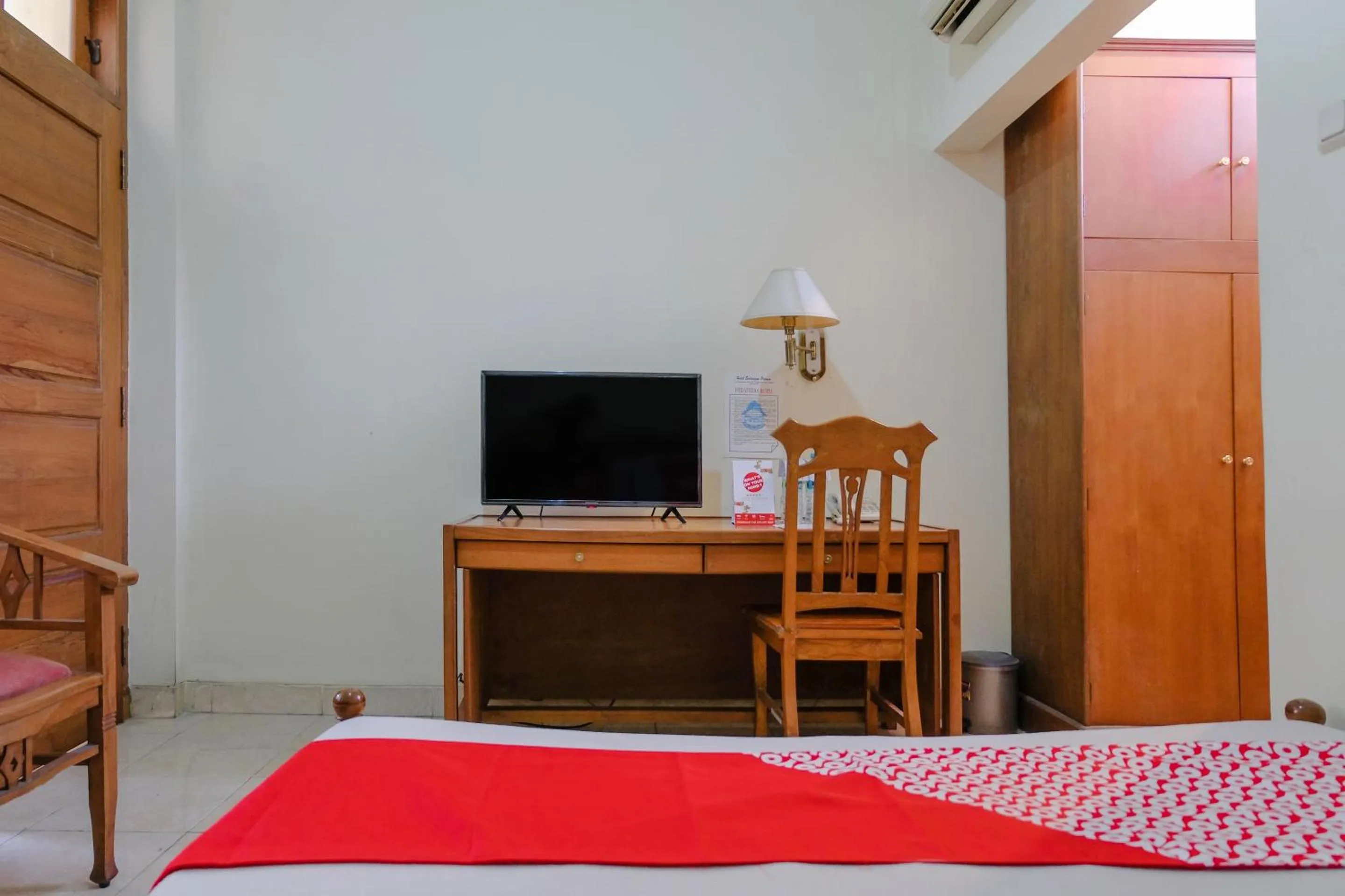 Bedroom in OYO 1803 Hotel Sarangan Permai