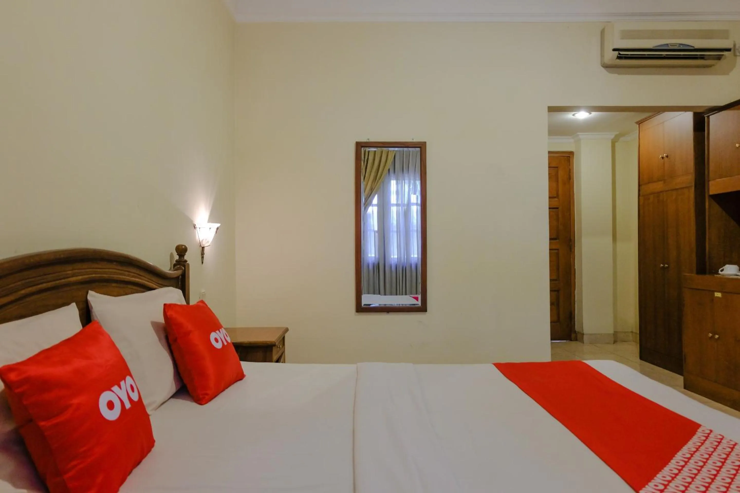 Bedroom in OYO 1803 Hotel Sarangan Permai