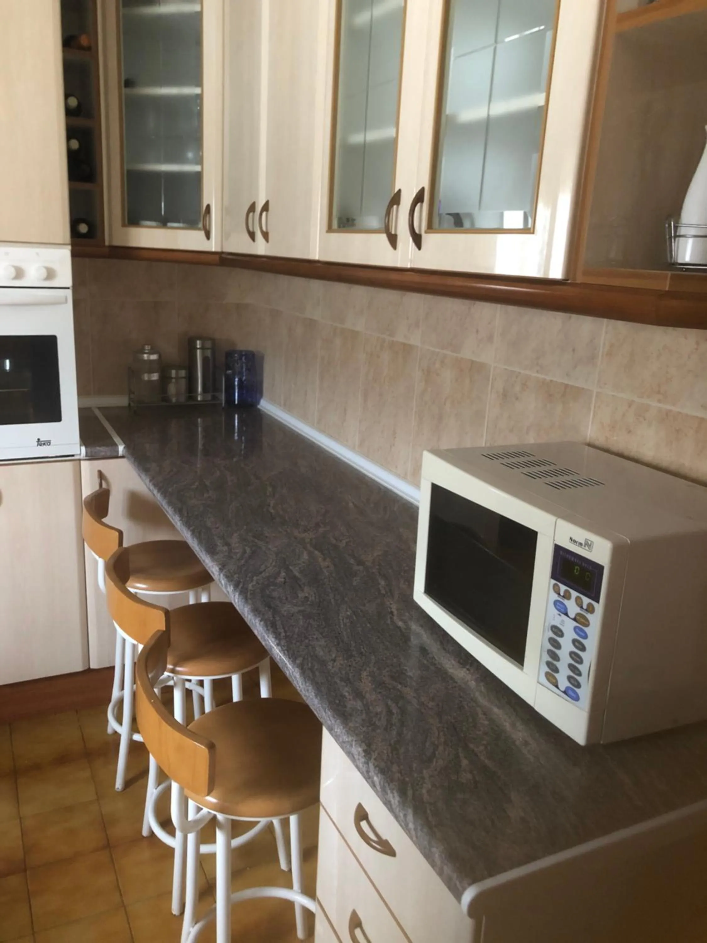 Kitchen or kitchenette in Casa con Gran Piscina particular cerca playa