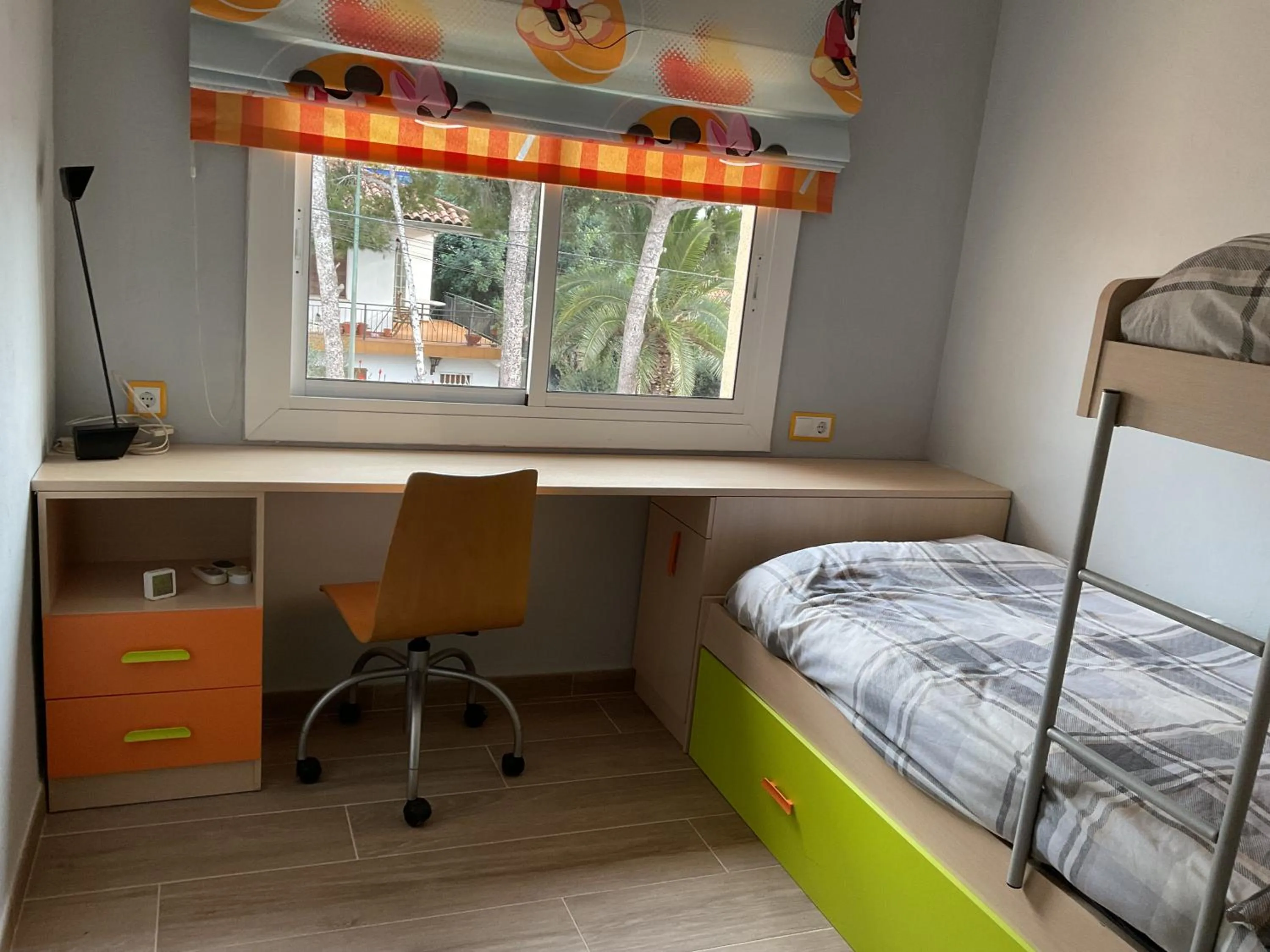 Bedroom, Bed in Casa con Gran Piscina particular cerca playa