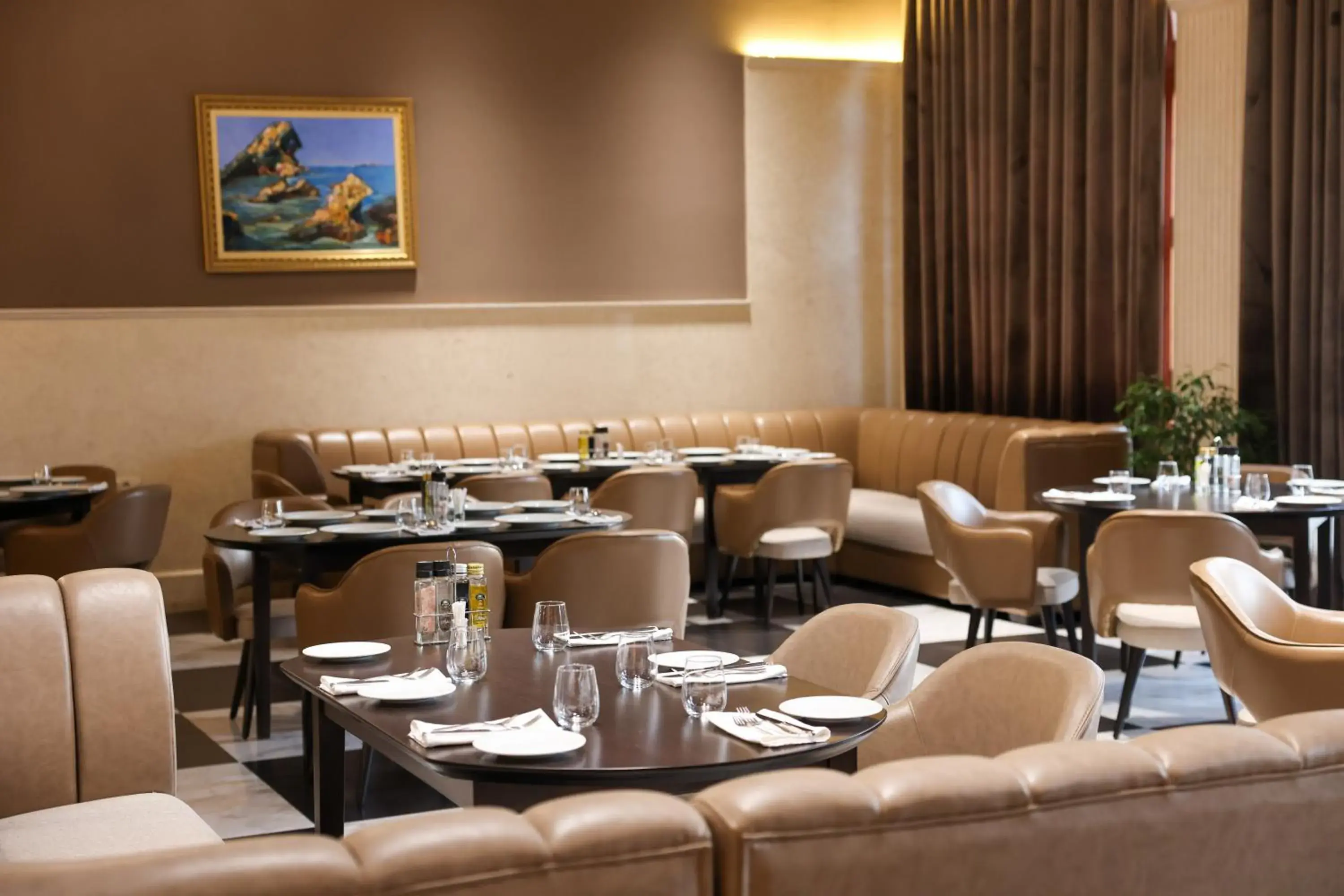 Restaurant/places to eat in Hotel Colombo Restaurant/places to eat in Hotel Colombo