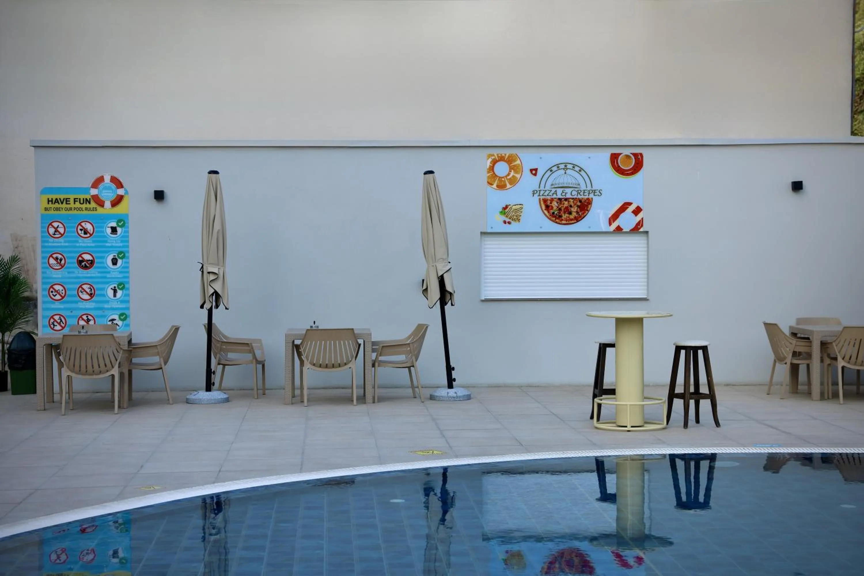 Restaurant/places to eat in Hotel Colombo