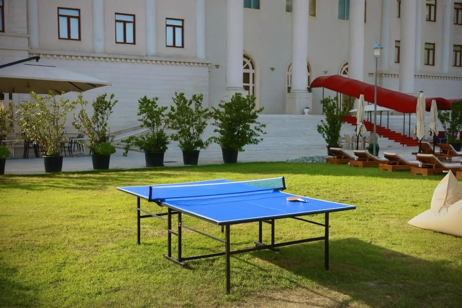 Table tennis in Hotel Colombo