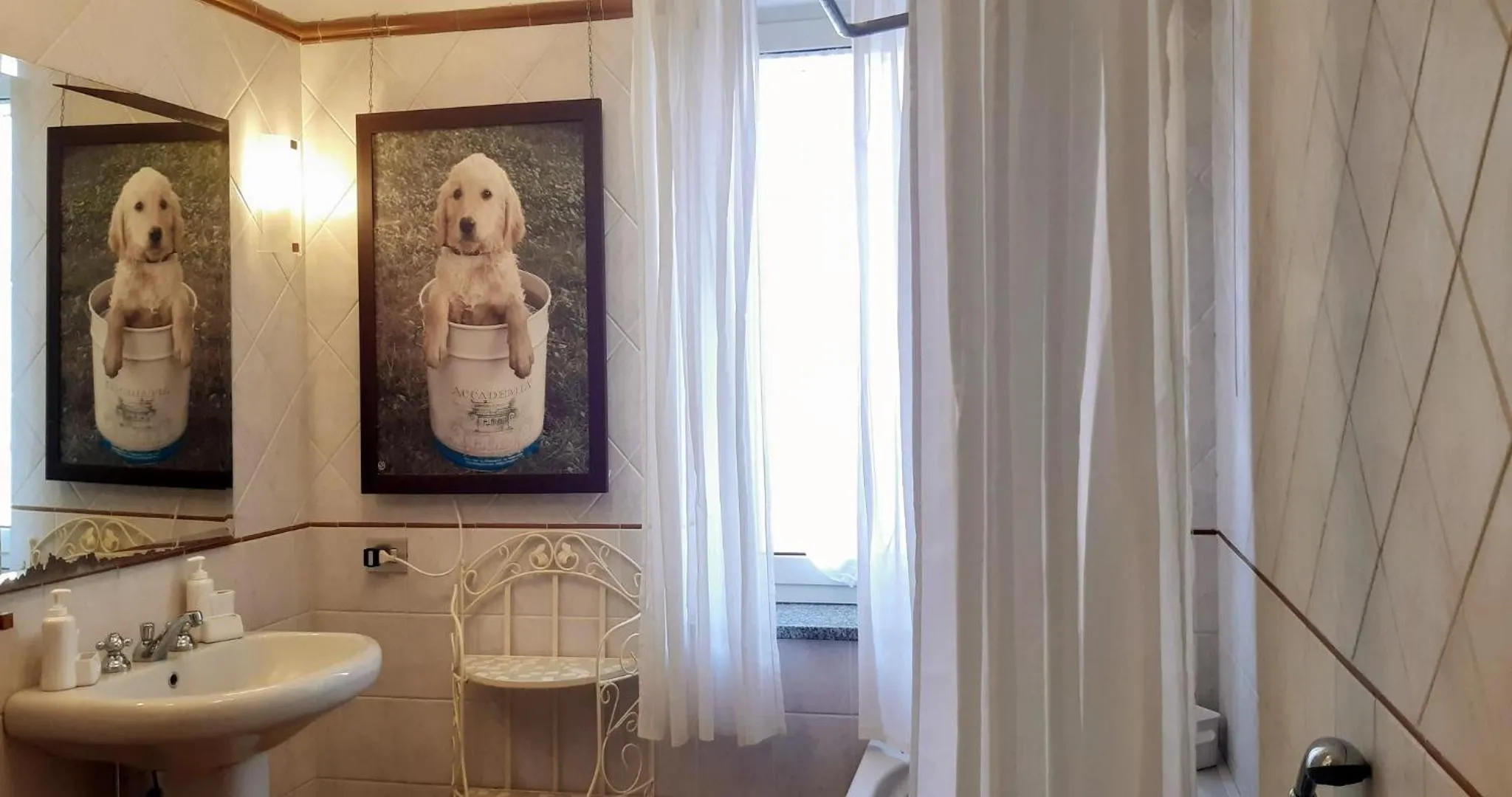 Double Room with Private Bathroom in Fabiola B & B