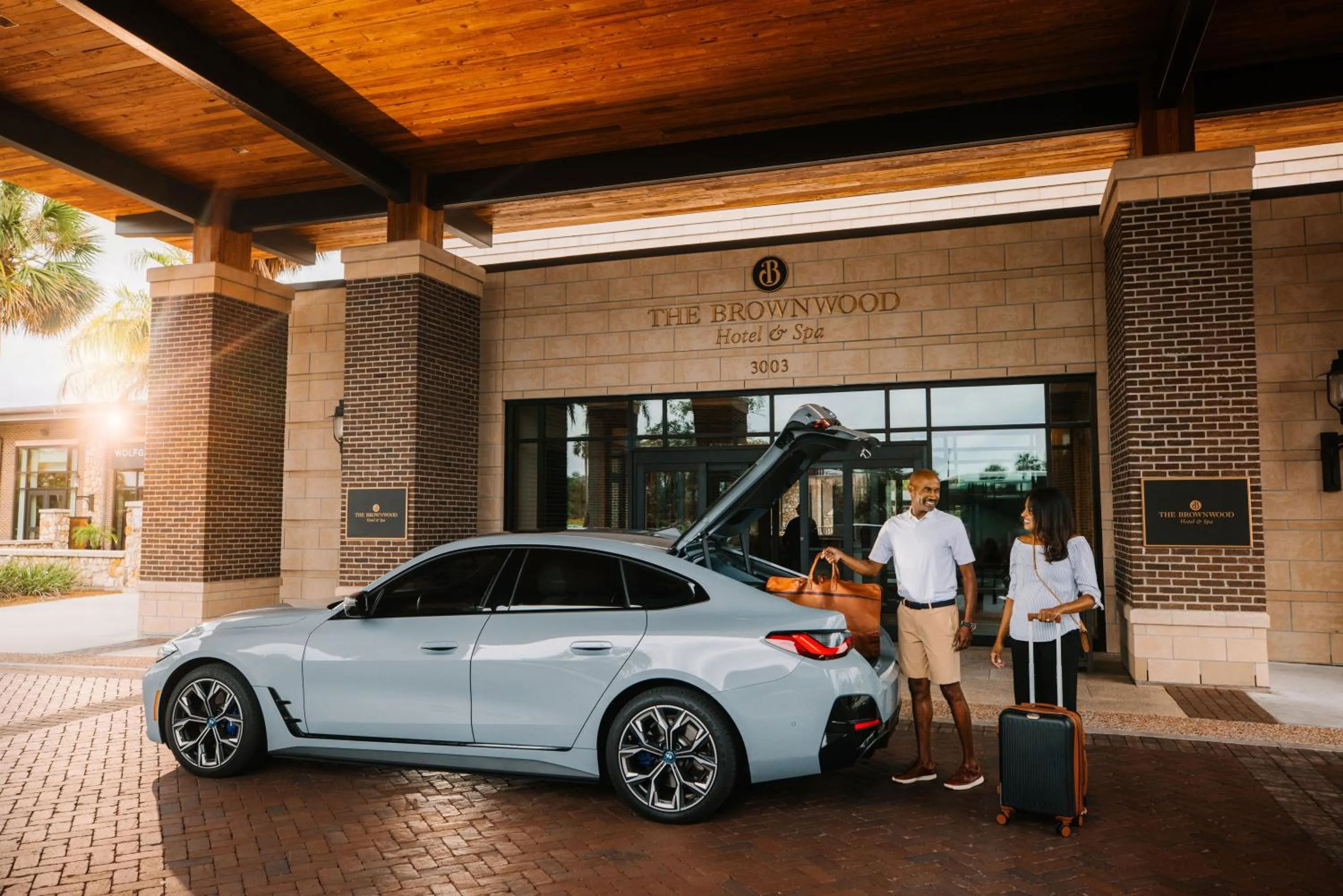 Facade/entrance in The Brownwood Hotel & Spa