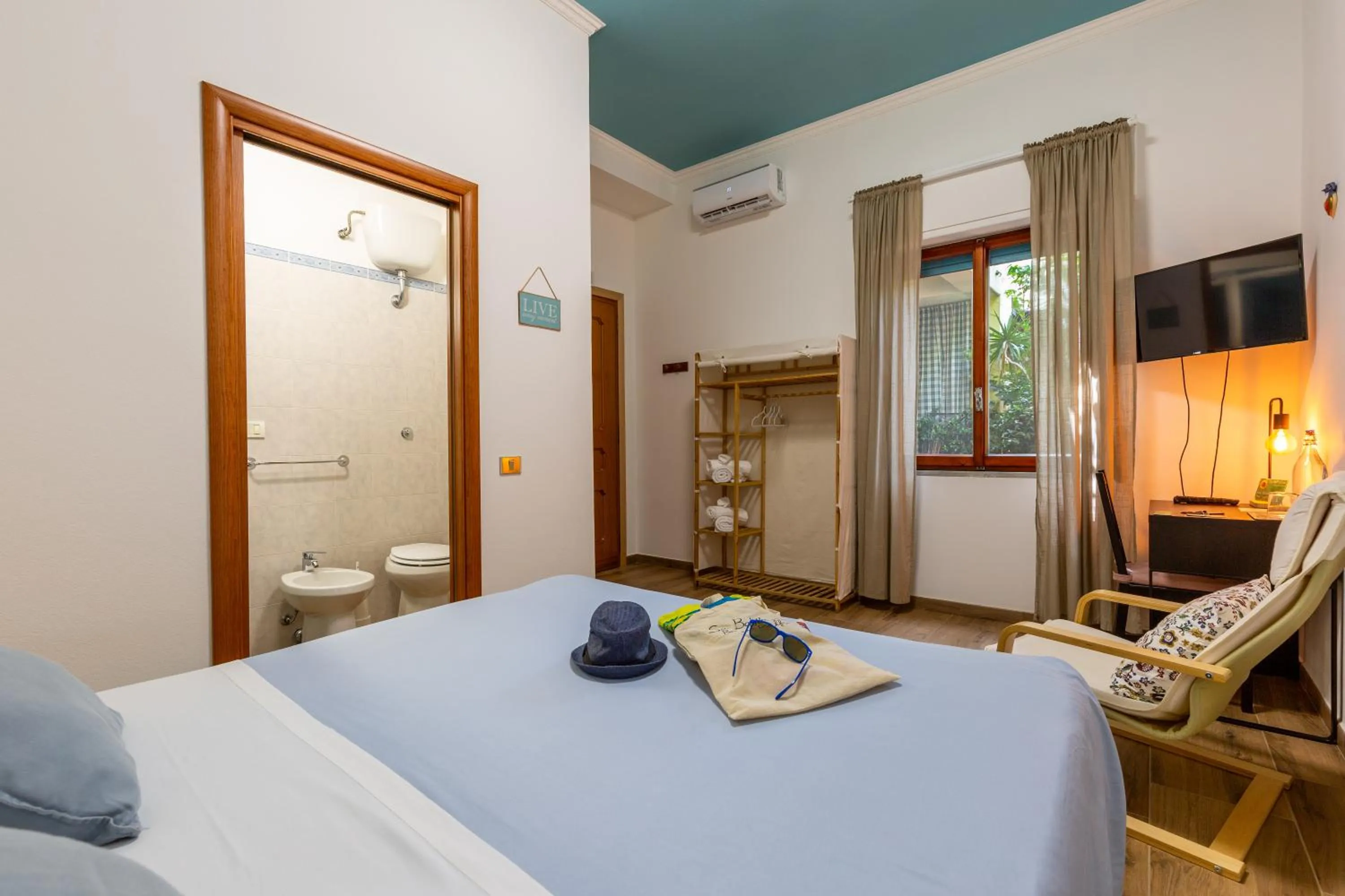 Bedroom, Bed in Sa Babbaiola