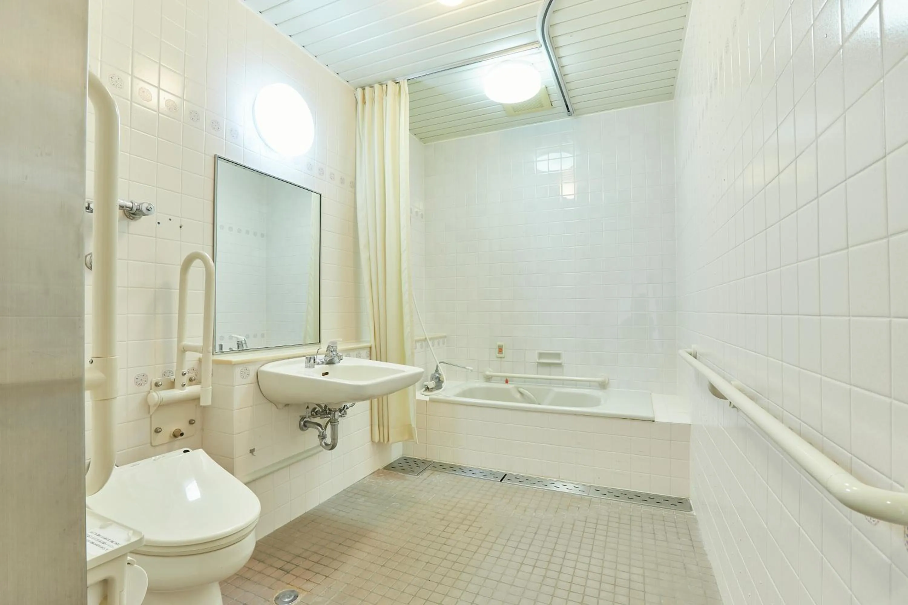 Bathroom in KAMENOI HOTEL Fukui