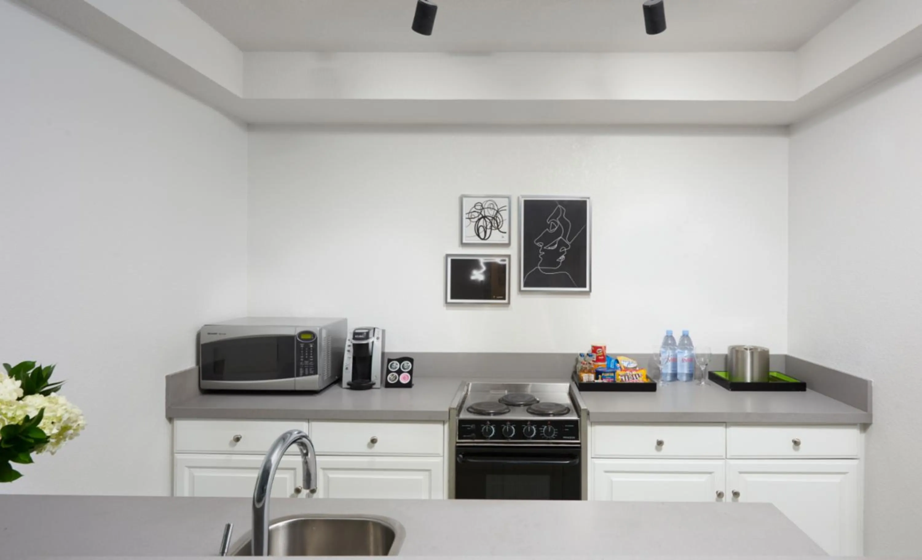 kitchen in Montrose at Beverly Hills