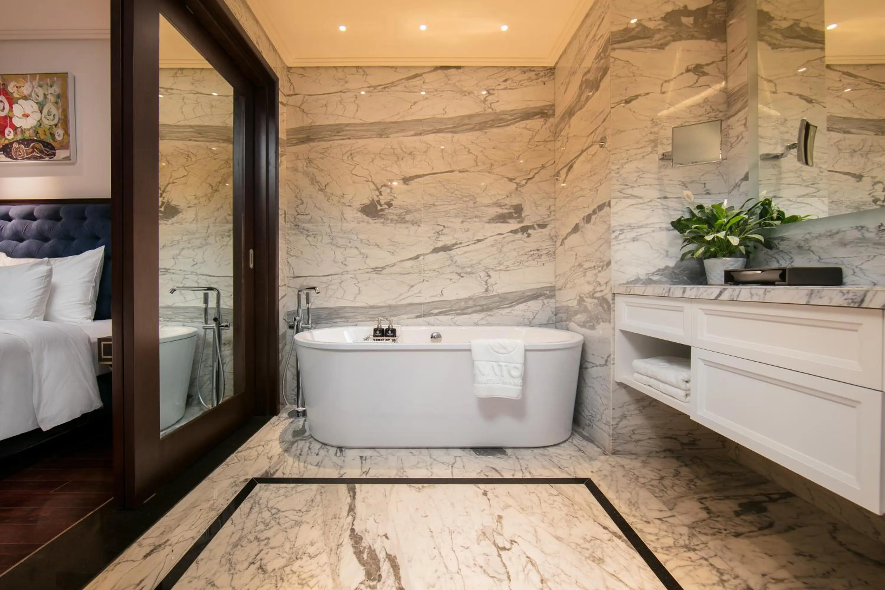 Bathroom in Anatole Hotel Hanoi