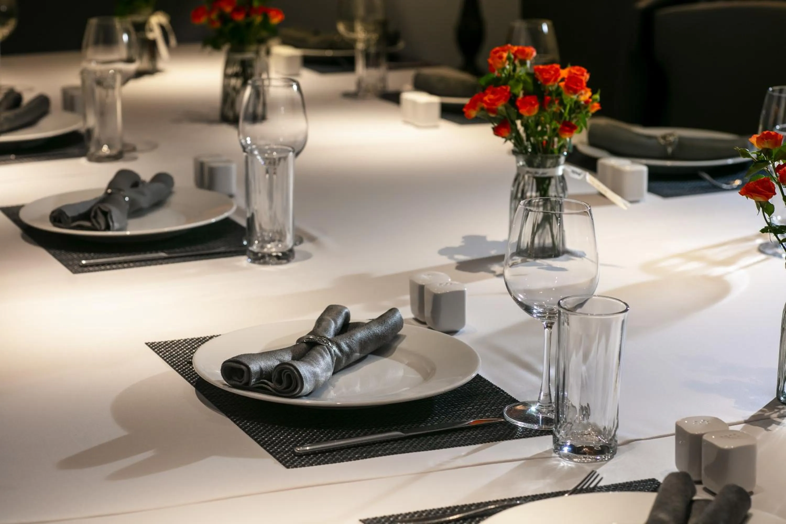 Restaurant/places to eat in Anatole Hotel Hanoi