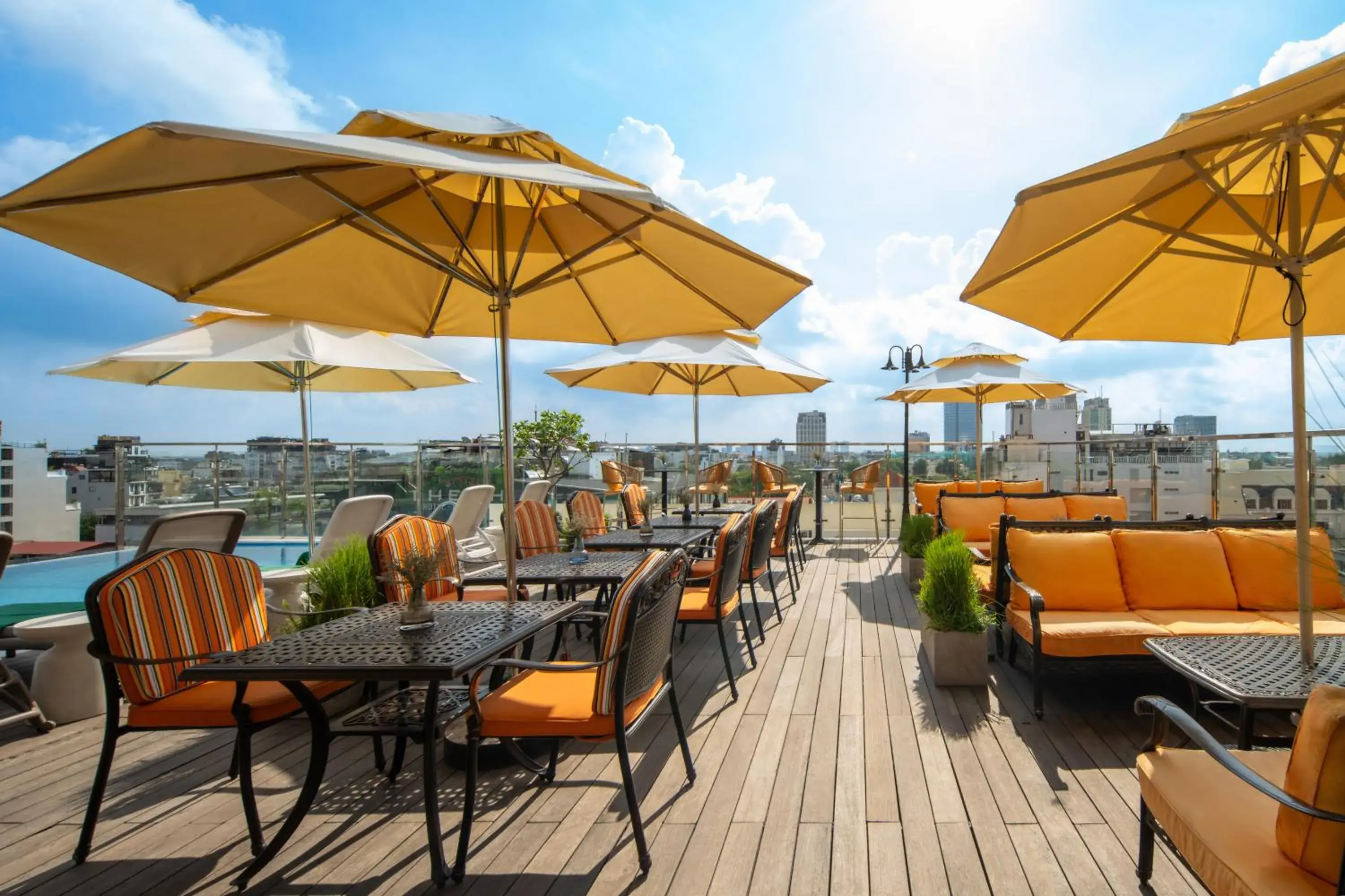 Lounge or bar in Anatole Hotel Hanoi Lounge or bar in Anatole Hotel Hanoi