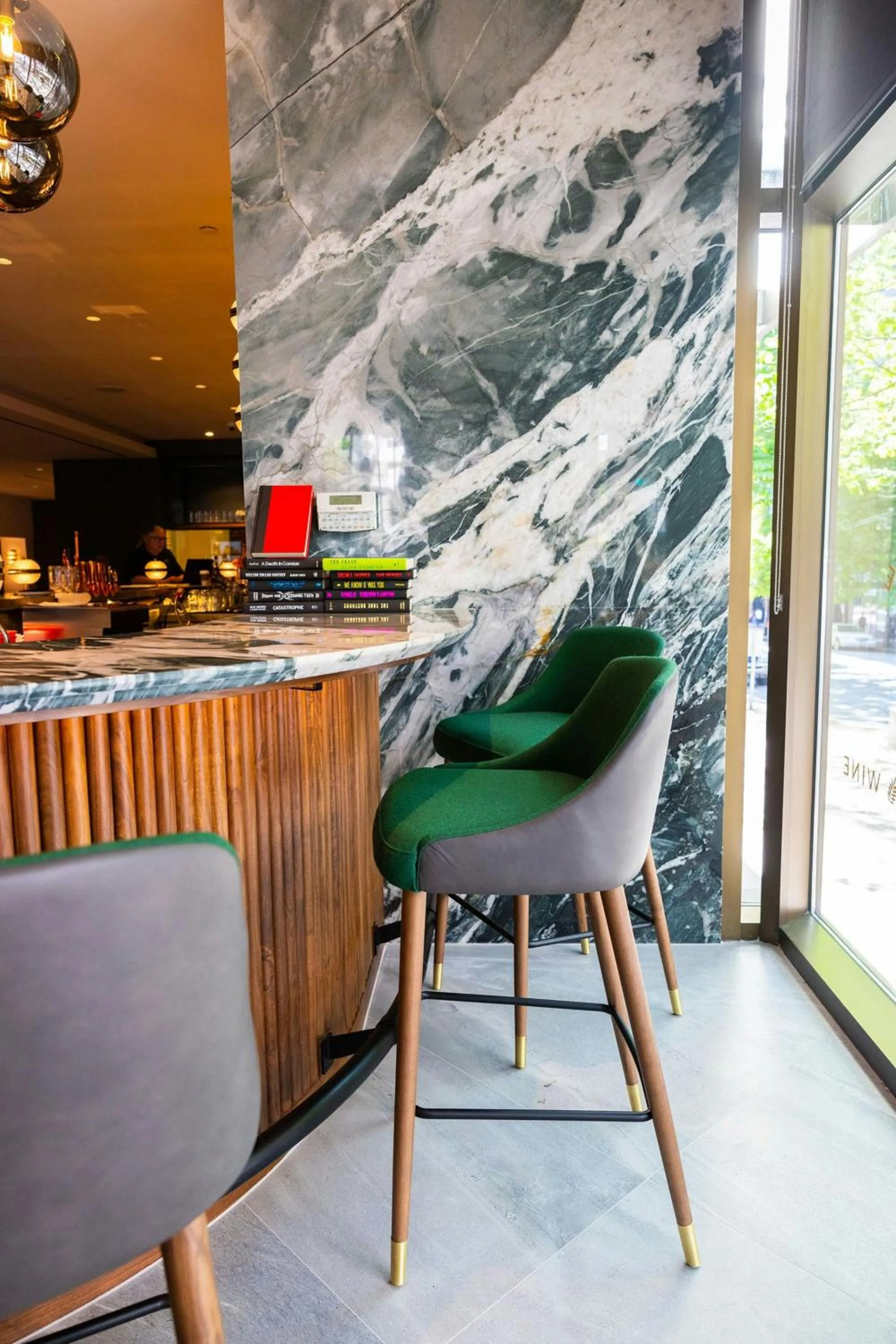 Lounge or bar in Sheraton Grand Seattle