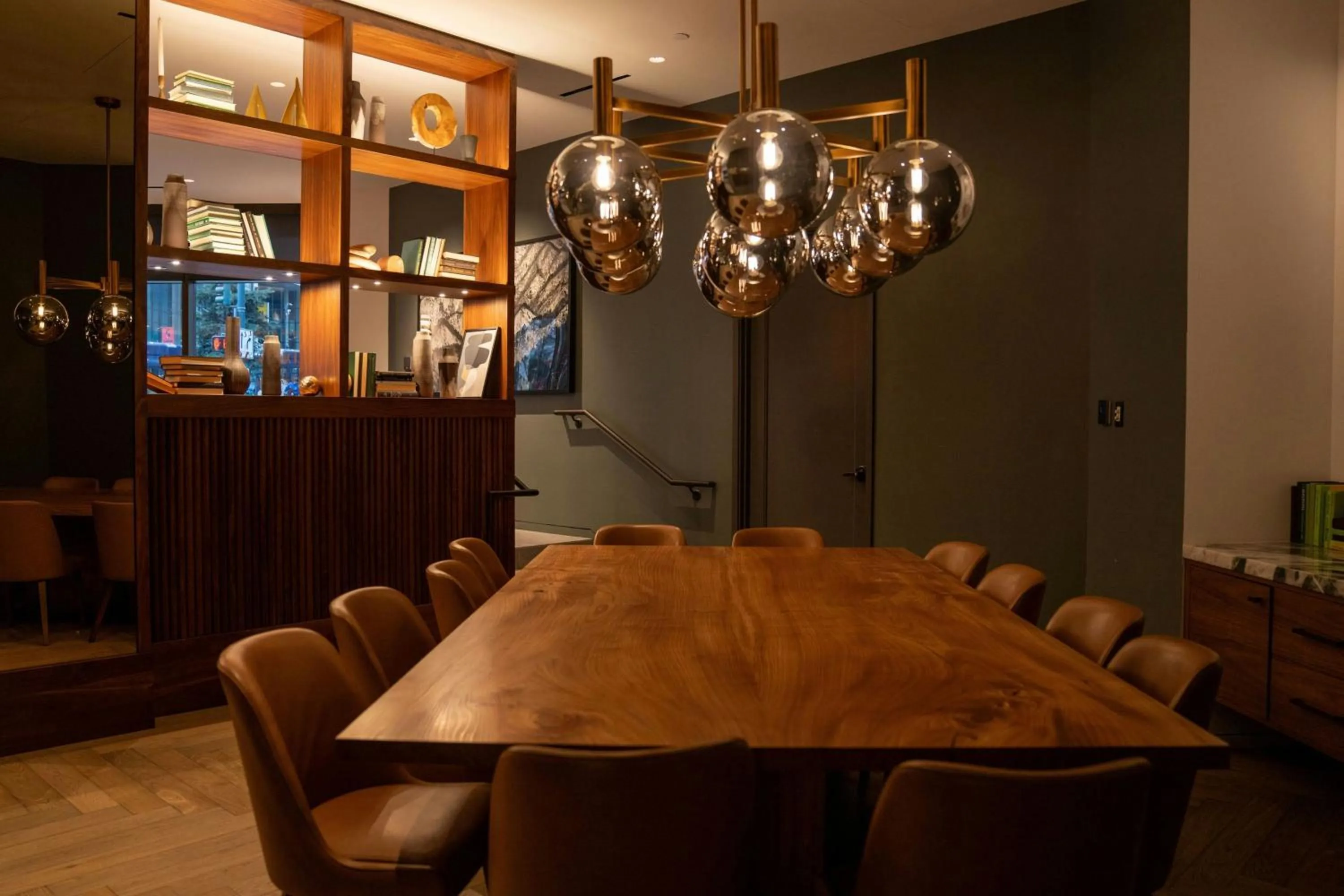 Restaurant/places to eat in Sheraton Grand Seattle