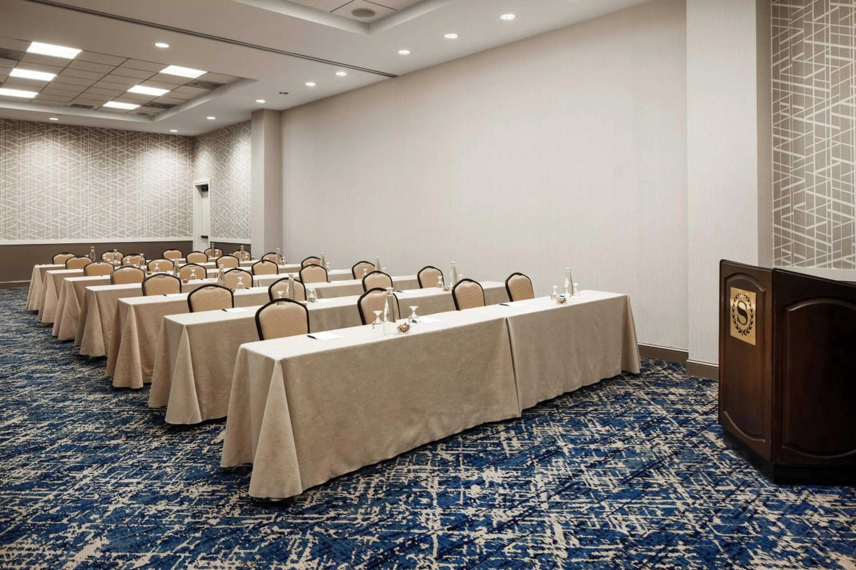 Meeting/conference room in Sheraton Grand Seattle
