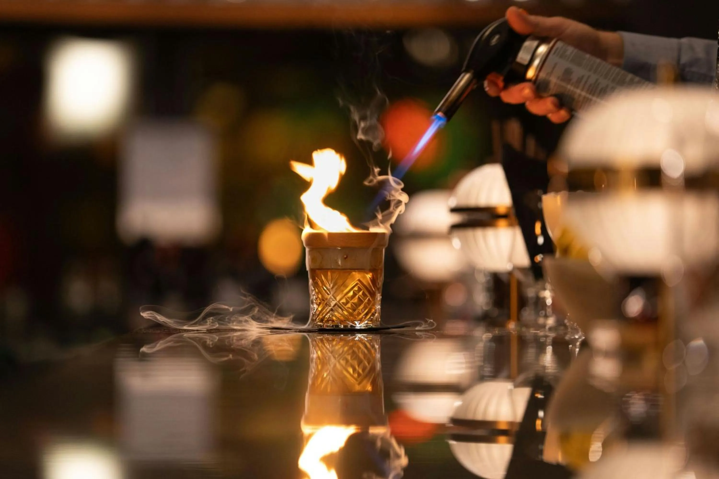 Lounge or bar in Sheraton Grand Seattle