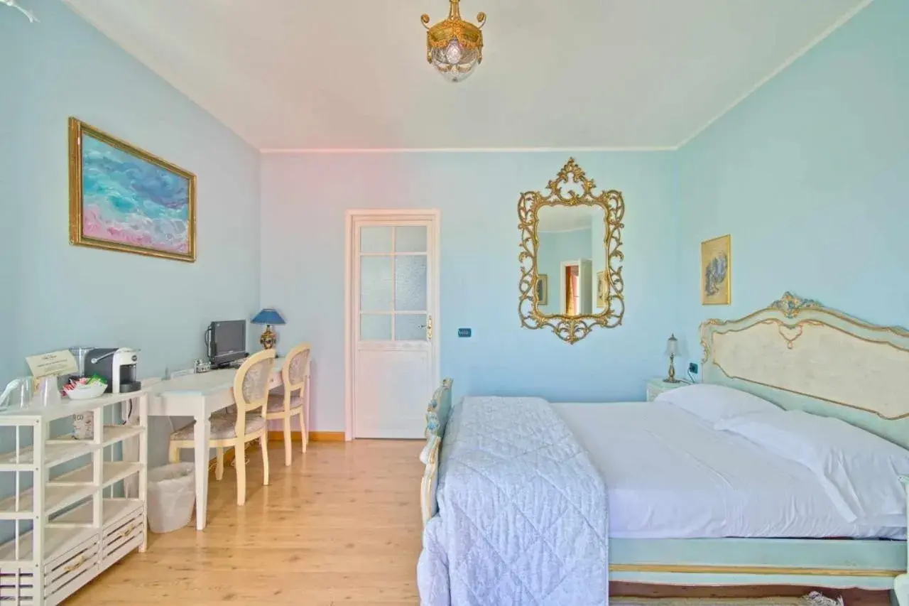 Family Room with Pool View - single occupancy in B&B Villa Botto Family Room with Pool View - single occupancy in B&B Villa Botto