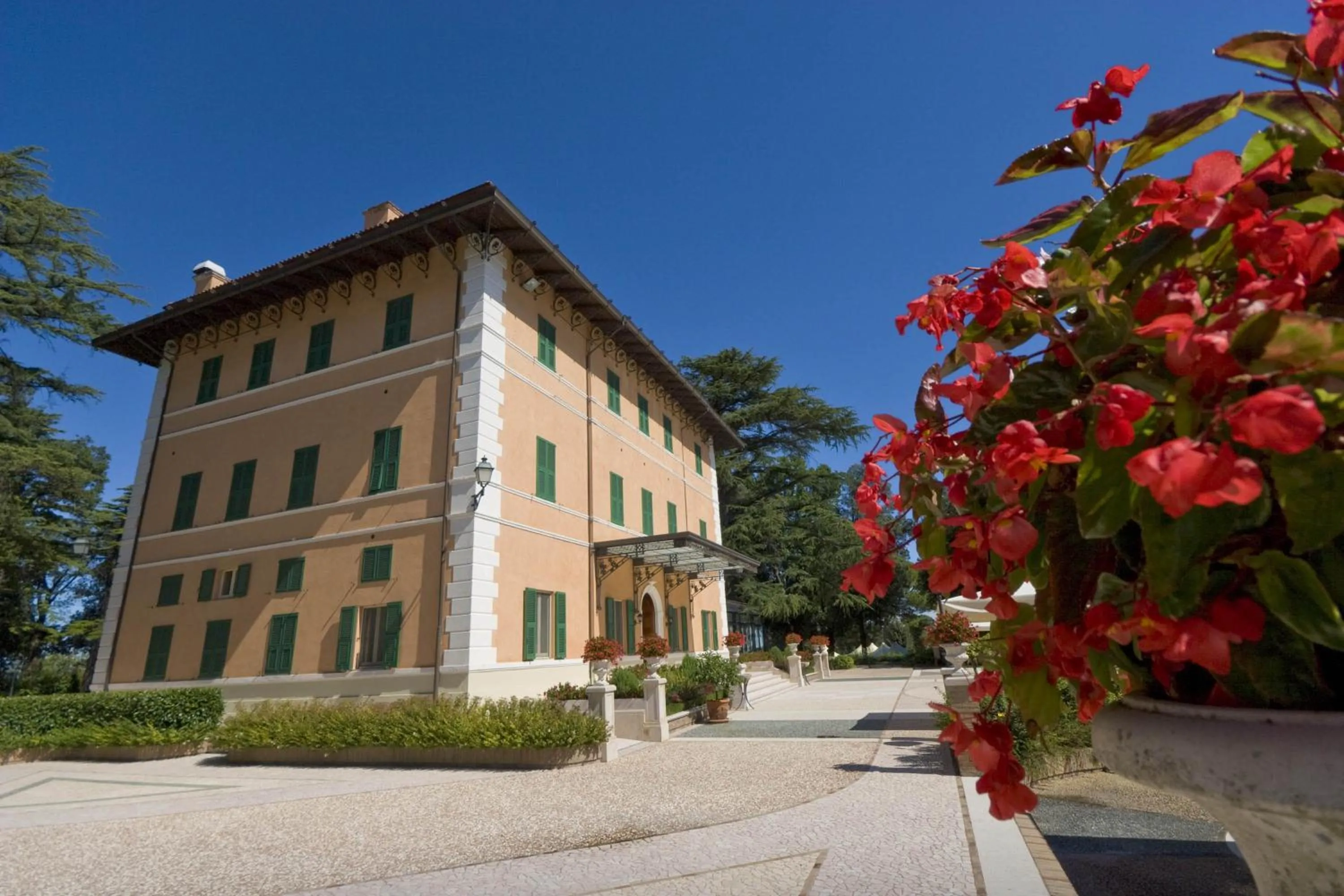 Facade/entrance in Hotel Villa Verdefiore