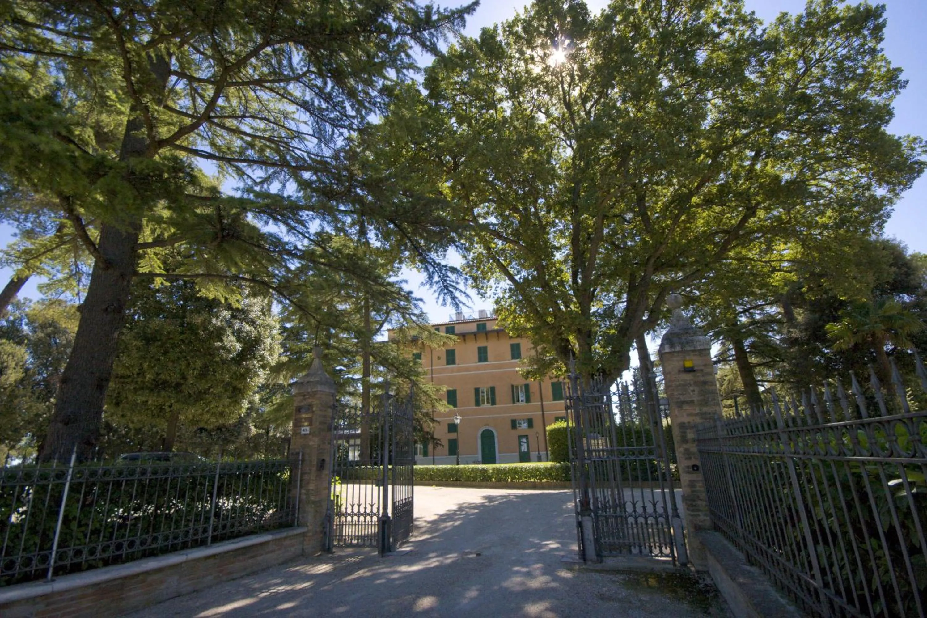 Facade/entrance in Hotel Villa Verdefiore