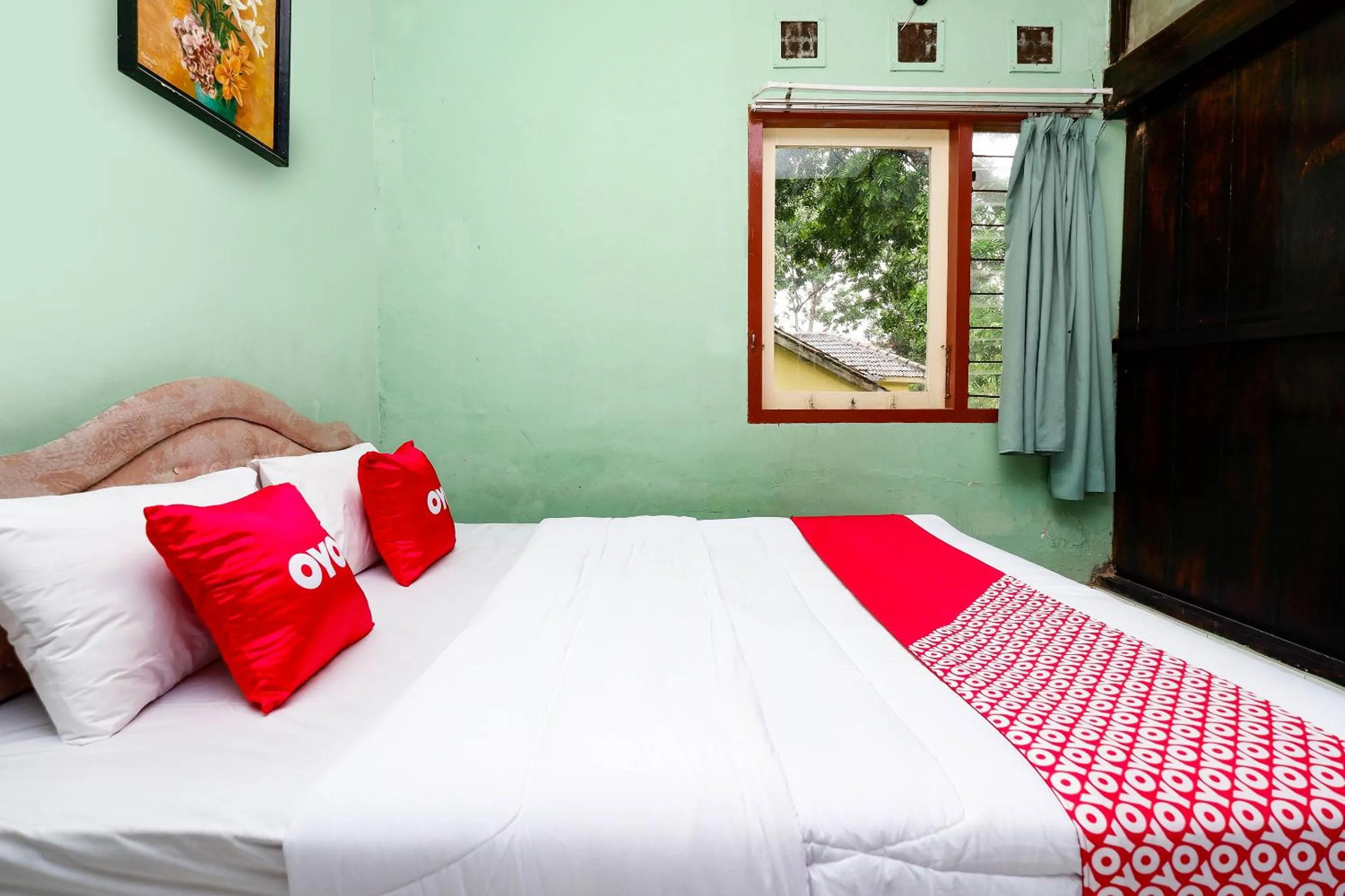 Bedroom in SUPER OYO Capital O 1808 New Bandungan Indah