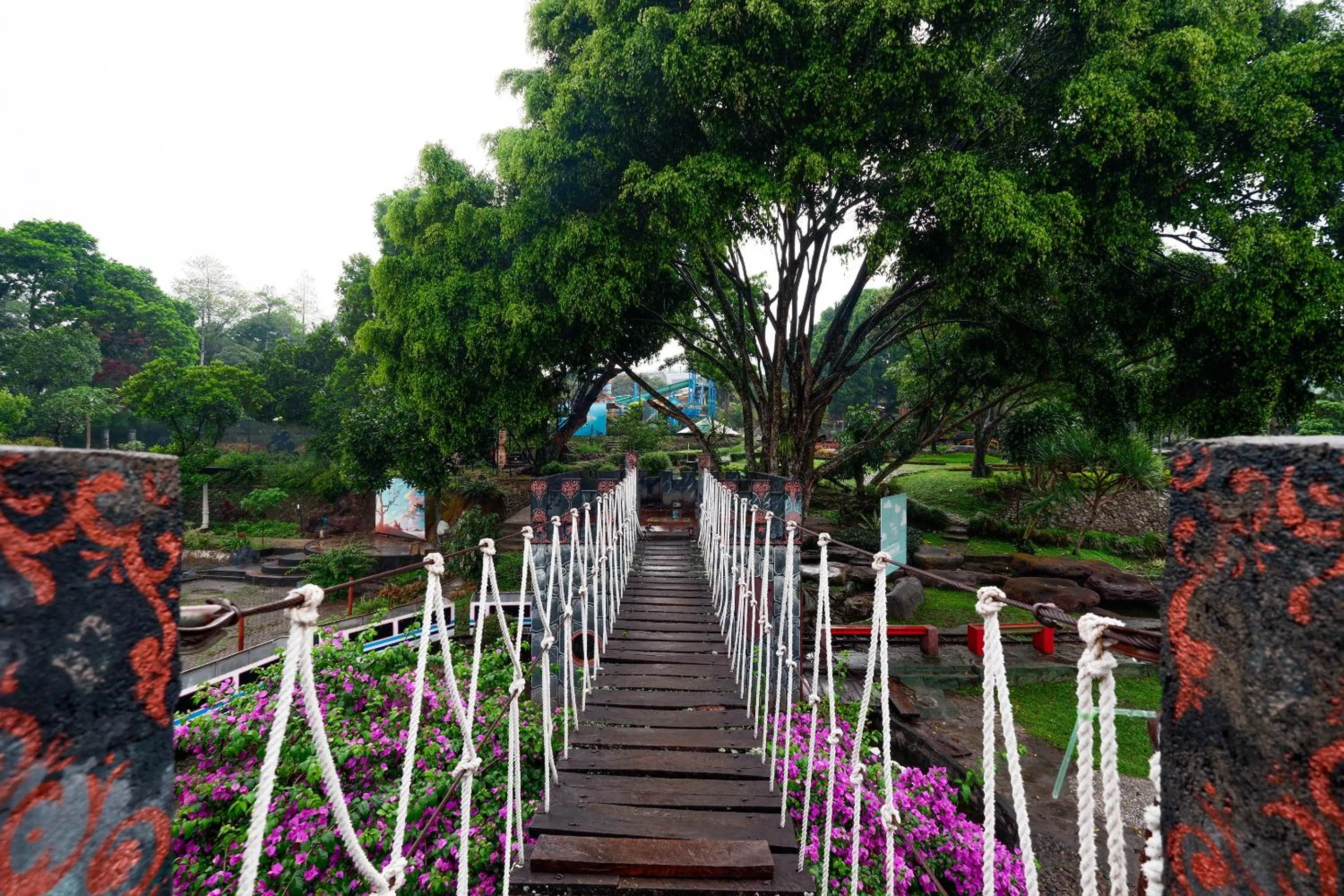 Garden in SUPER OYO Capital O 1808 New Bandungan Indah