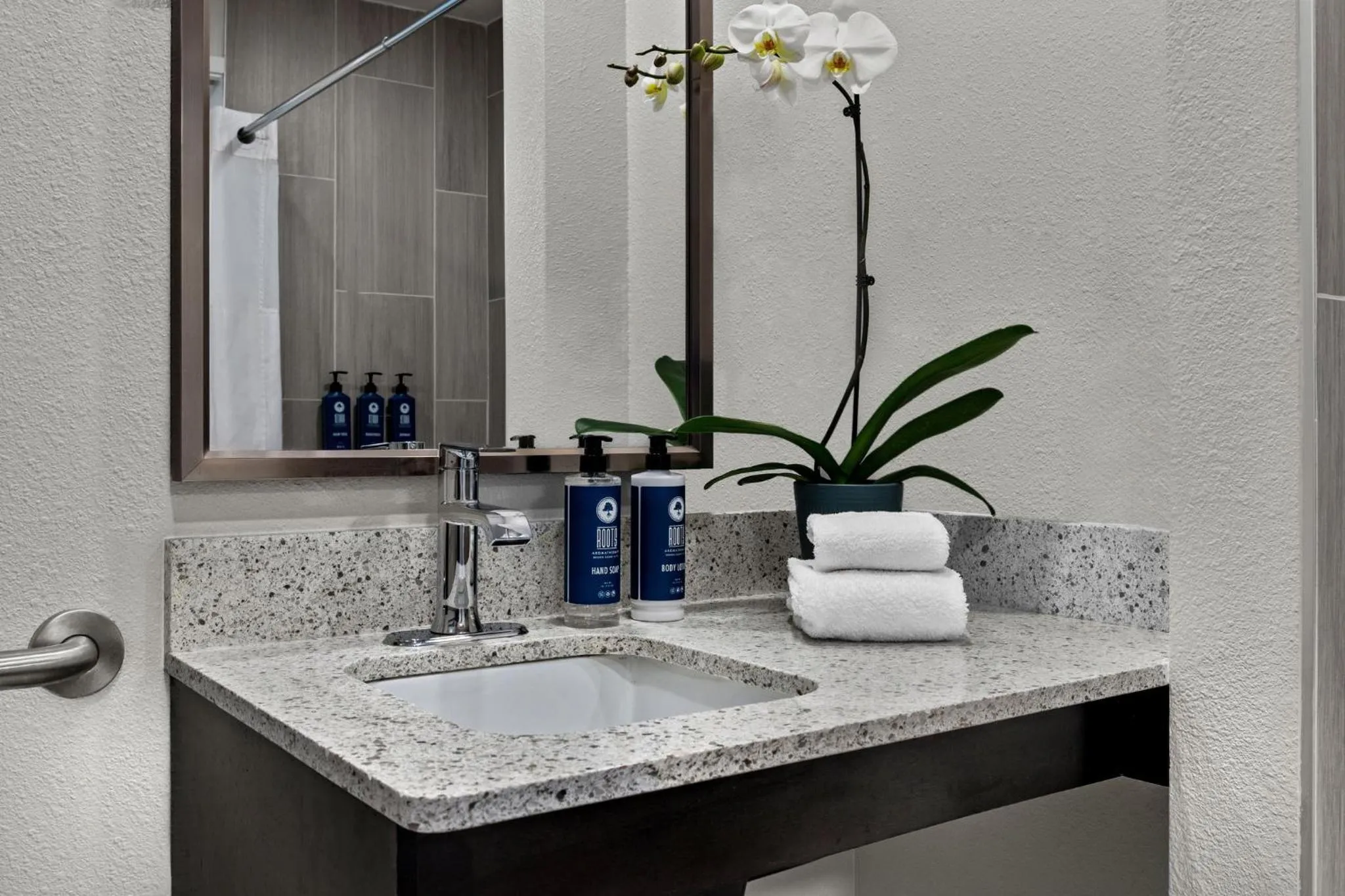 Property building in The Suites at Fisherman's Wharf