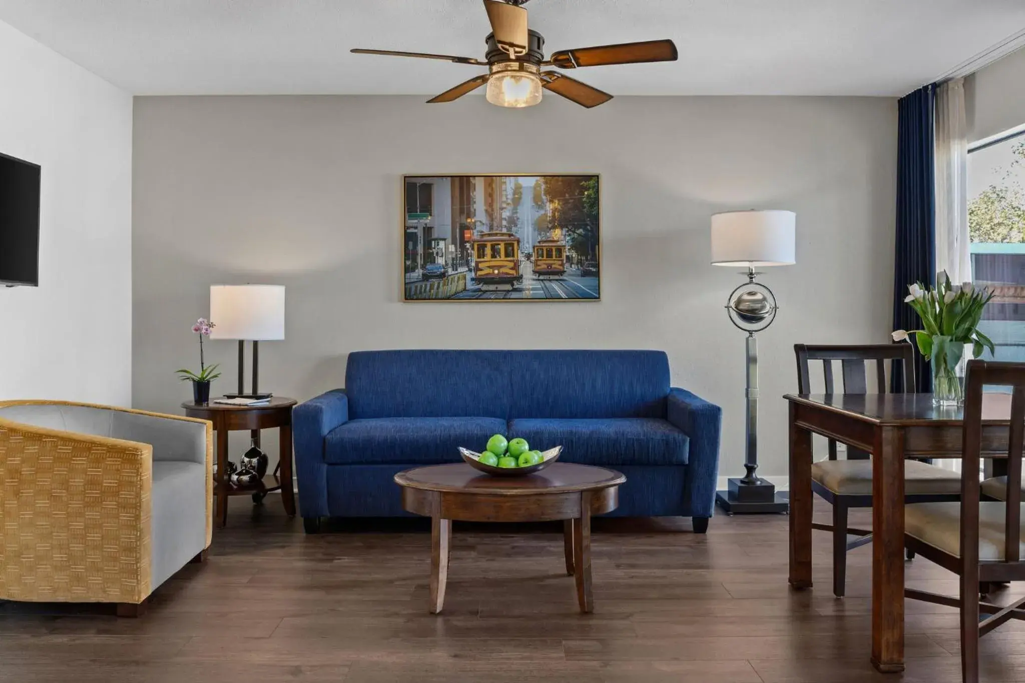 Property building in The Suites at Fisherman's Wharf Property building in The Suites at Fisherman's Wharf