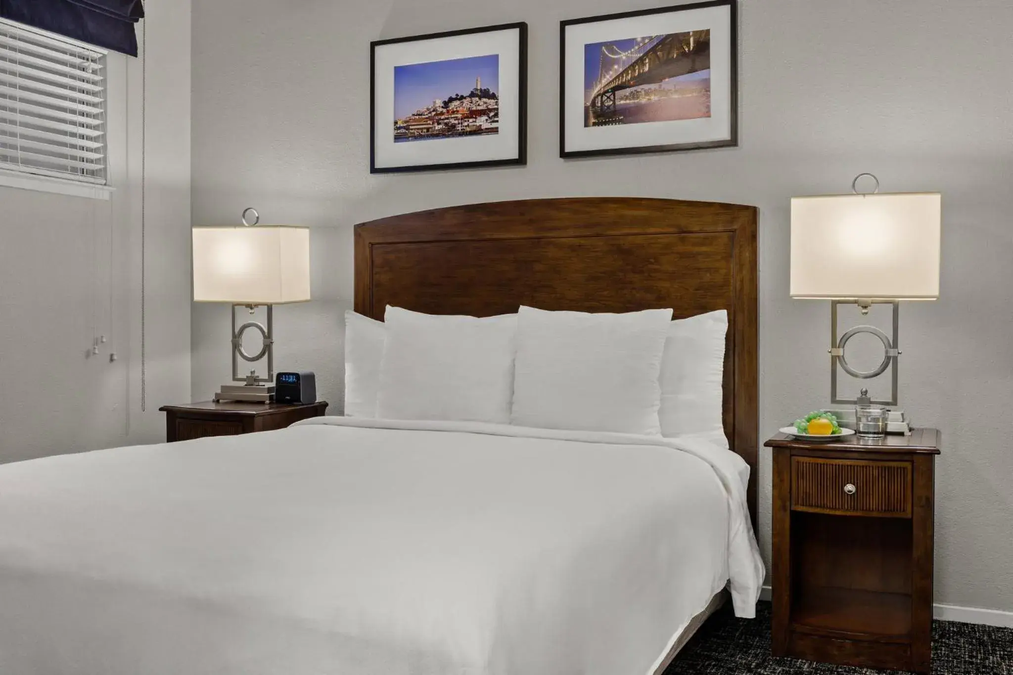 Property building, Bed in The Suites at Fisherman's Wharf Property building, Bed in The Suites at Fisherman's Wharf