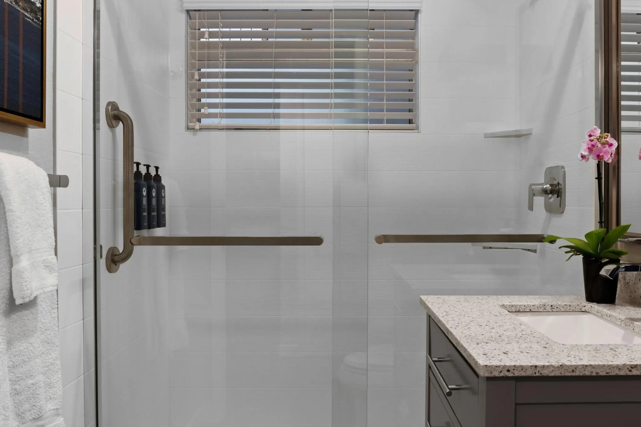 Bathroom in The Suites at Fisherman's Wharf