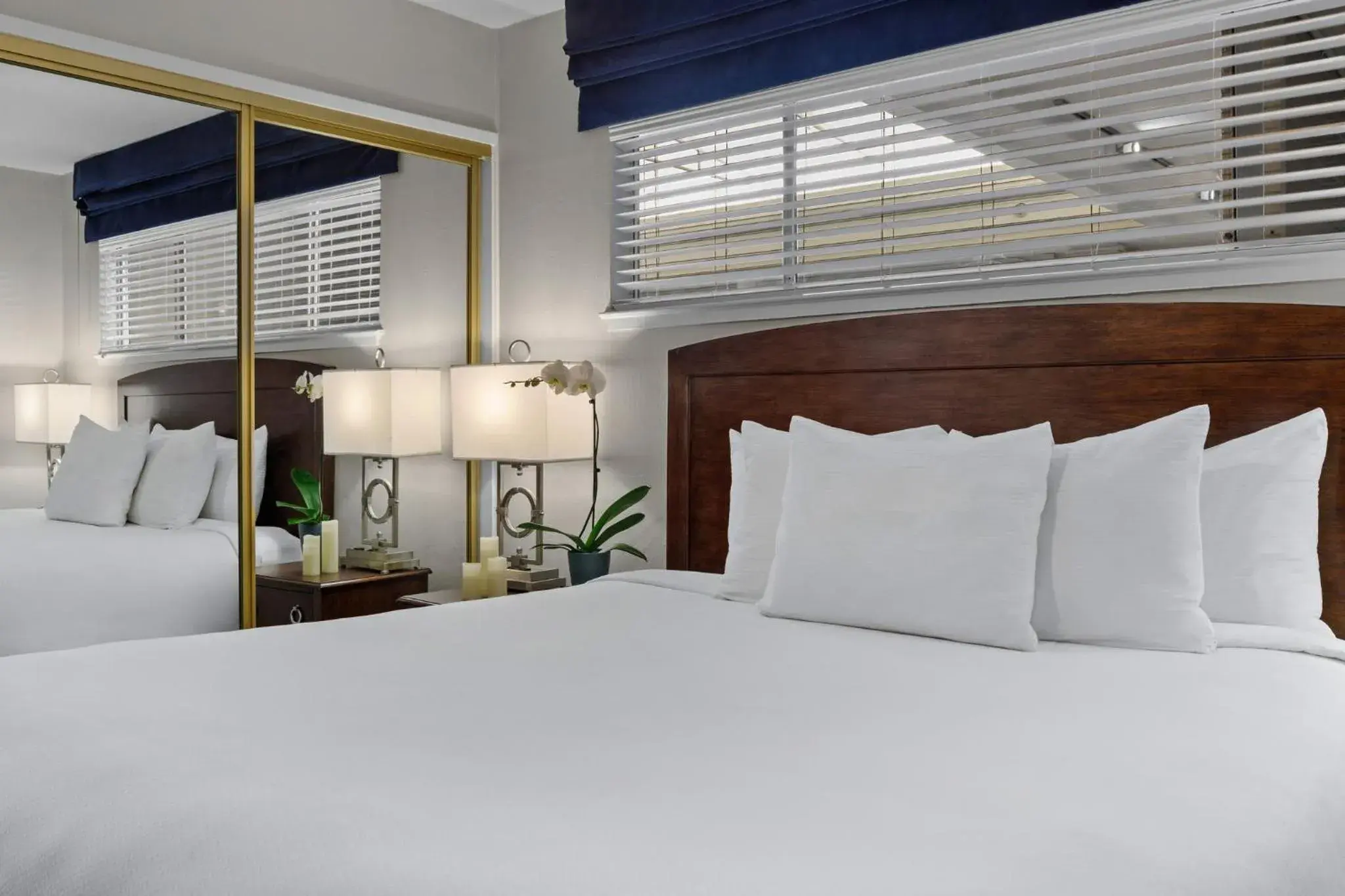 Bedroom, Bed in The Suites at Fisherman's Wharf Bedroom, Bed in The Suites at Fisherman's Wharf