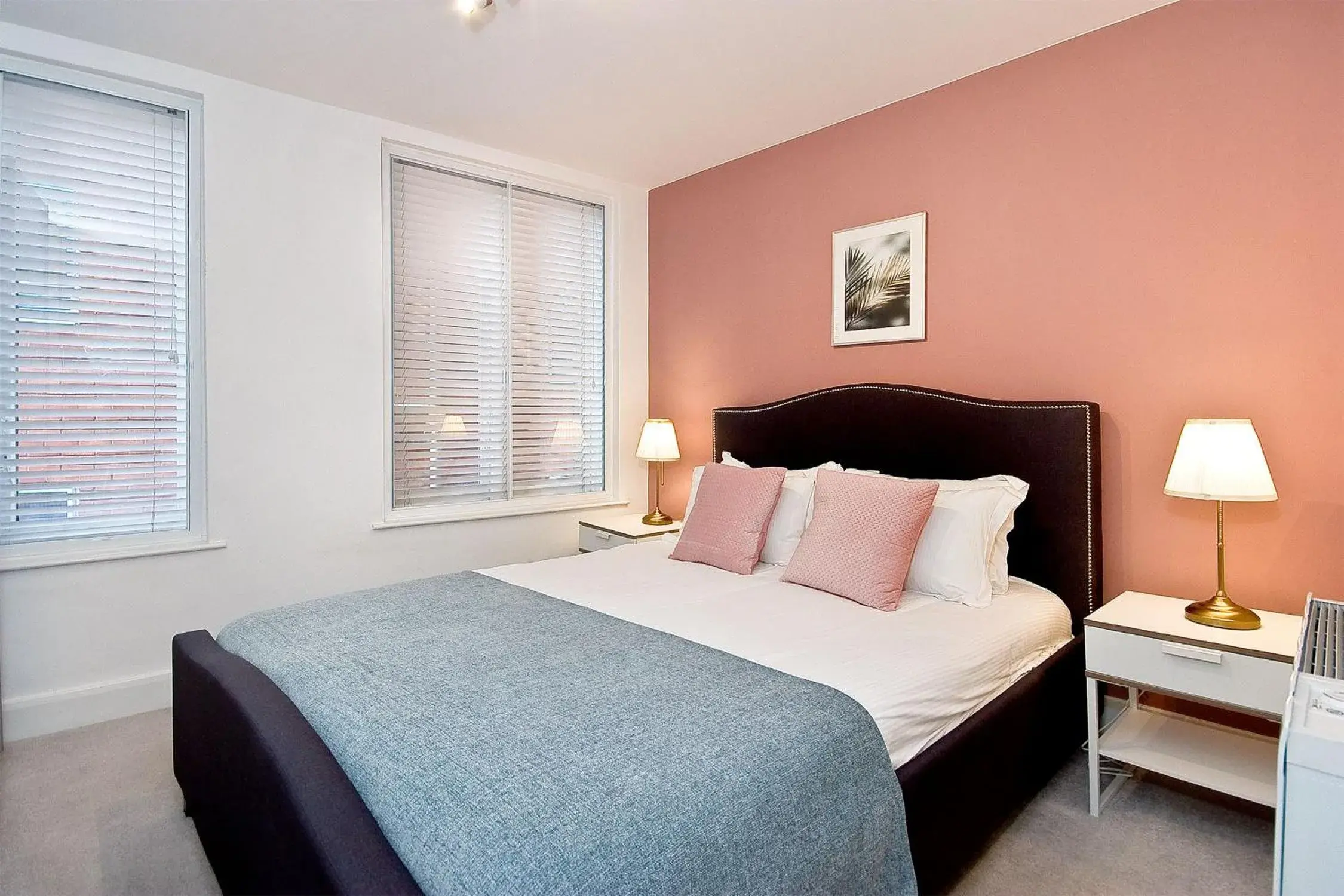 Mulberry Flat 6 - Two bedroom 3rd floor by City Living London Mulberry Flat 6 - Two bedroom 3rd floor by City Living London