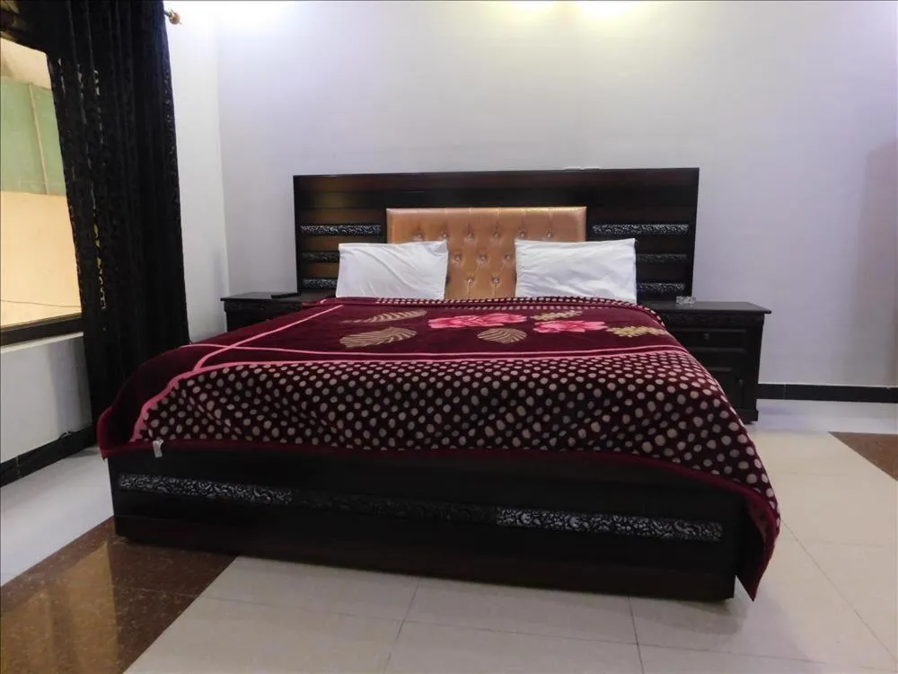 Bedroom, Bed in Usmania Guest House