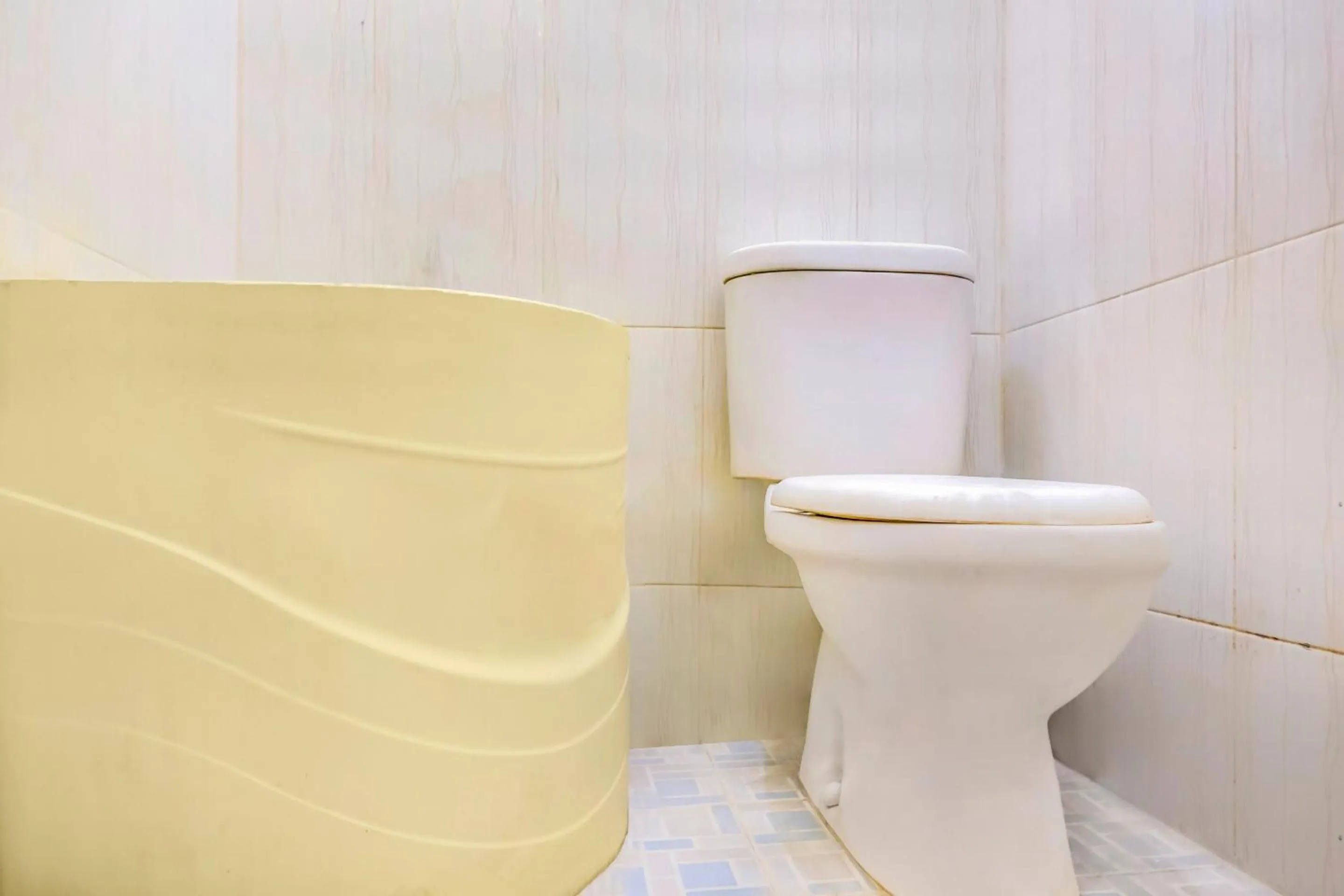 Bathroom in Hotel O Family Residence Syariah