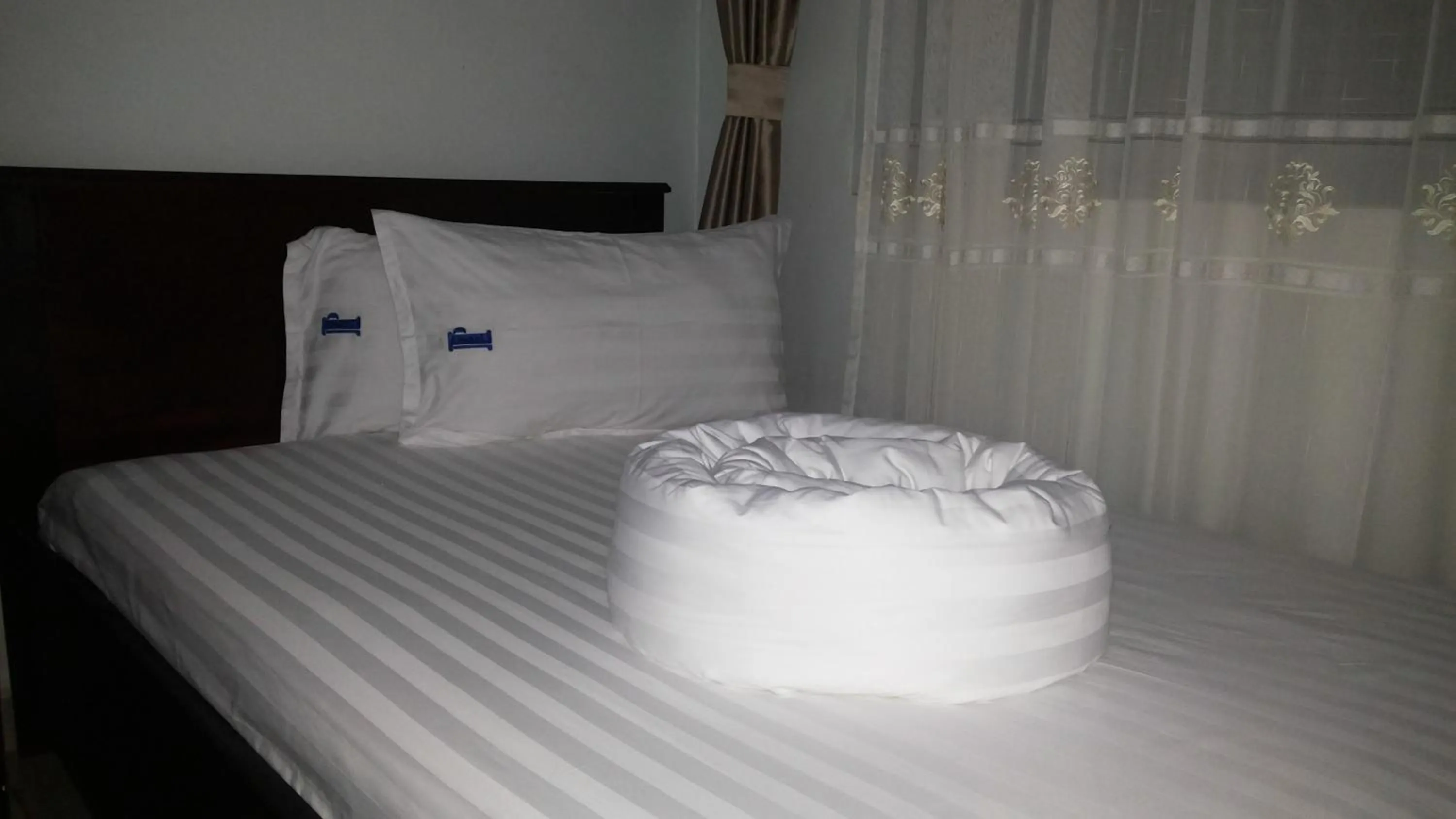 Bed in The Pearl Inn