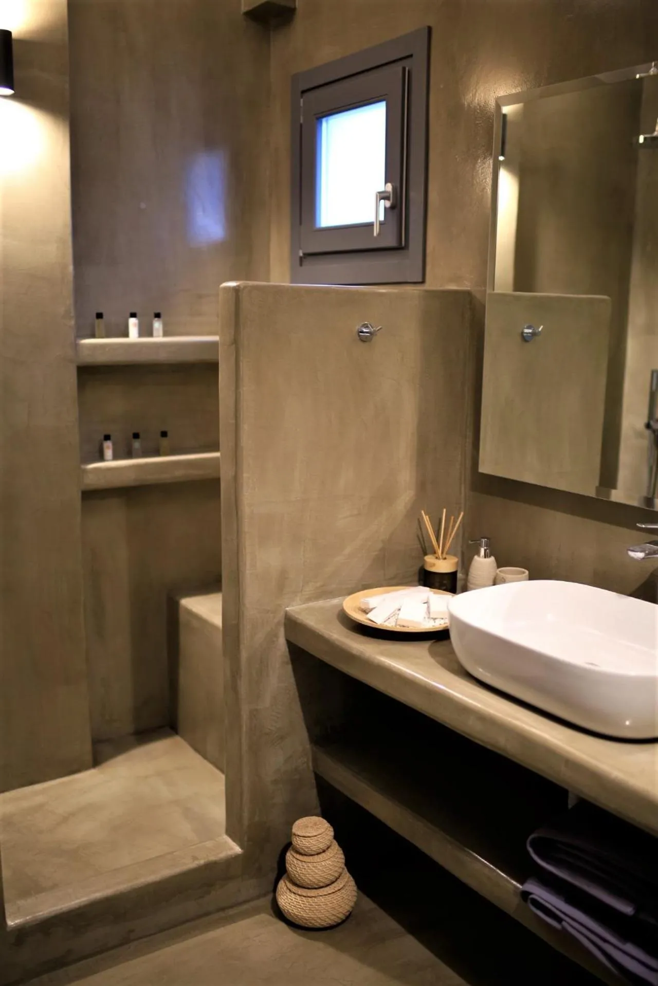 Shower in A Lux Villas Santorini