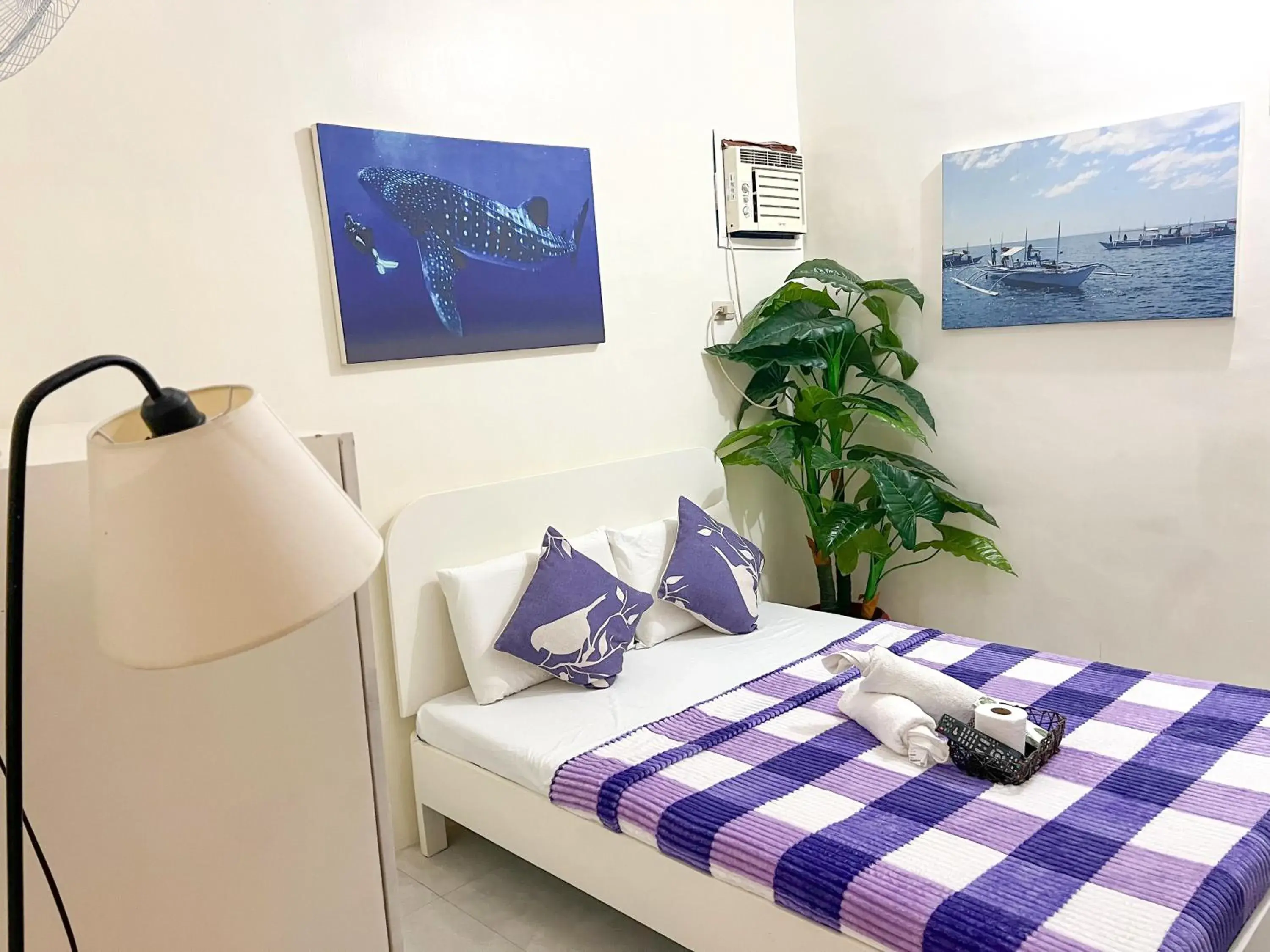 Bed in Casa Bicolandia Suites Bed in Casa Bicolandia Suites