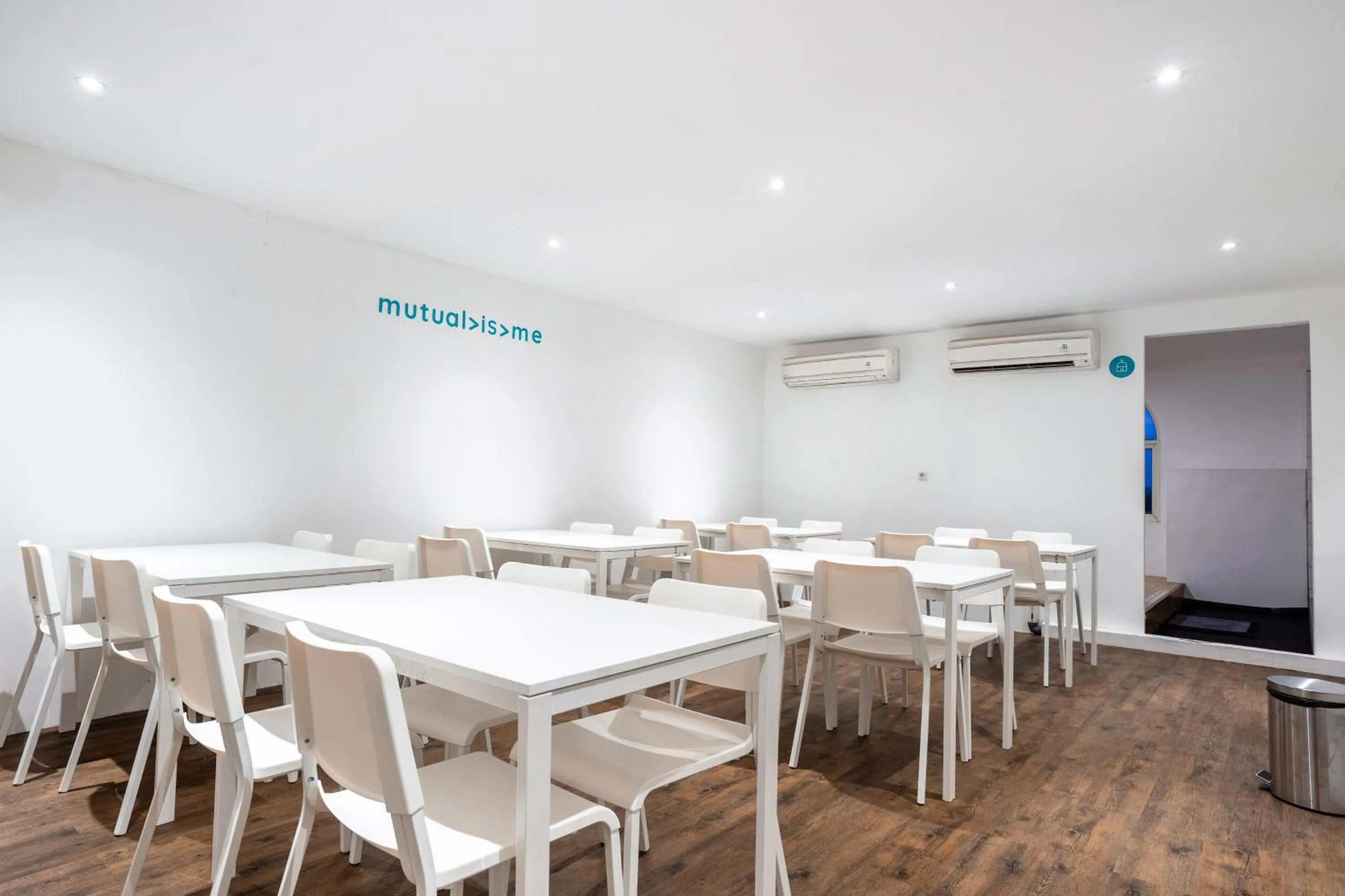 Area and facilities in Bobopod Pancoran, Jakarta