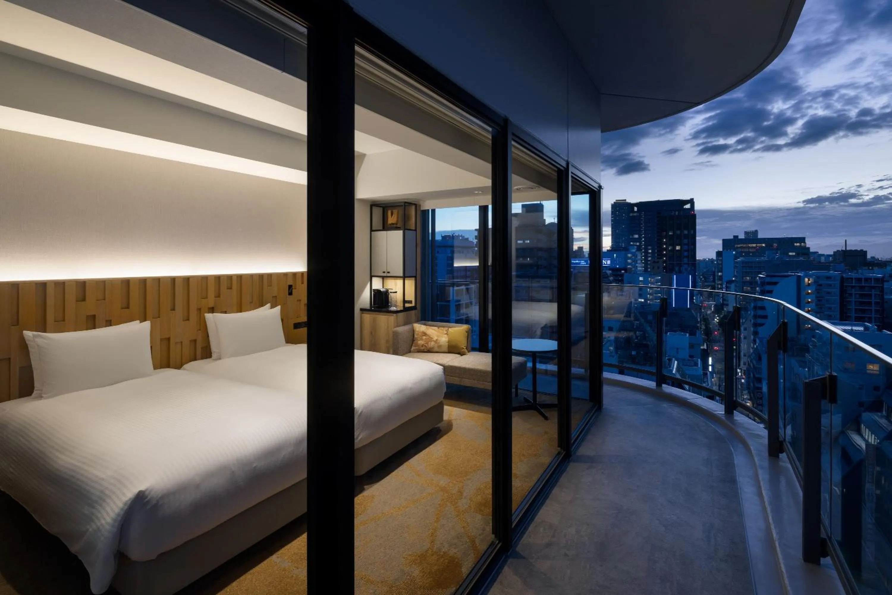 Bed in Miyako City Osaka Hommachi