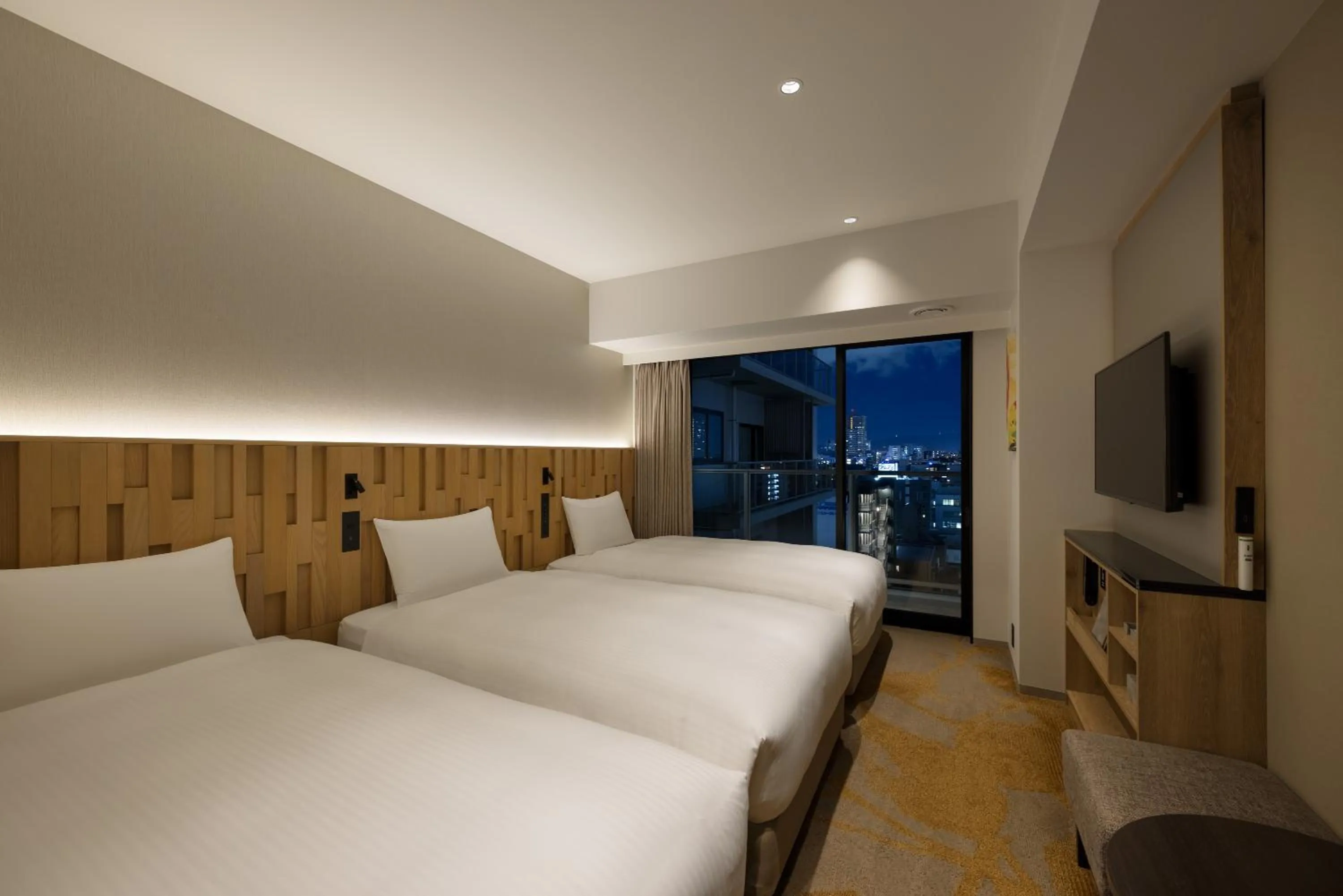 Bed in Miyako City Osaka Hommachi