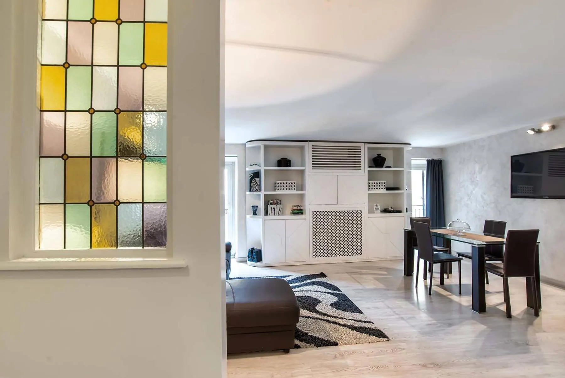 Library in Black And White Suite