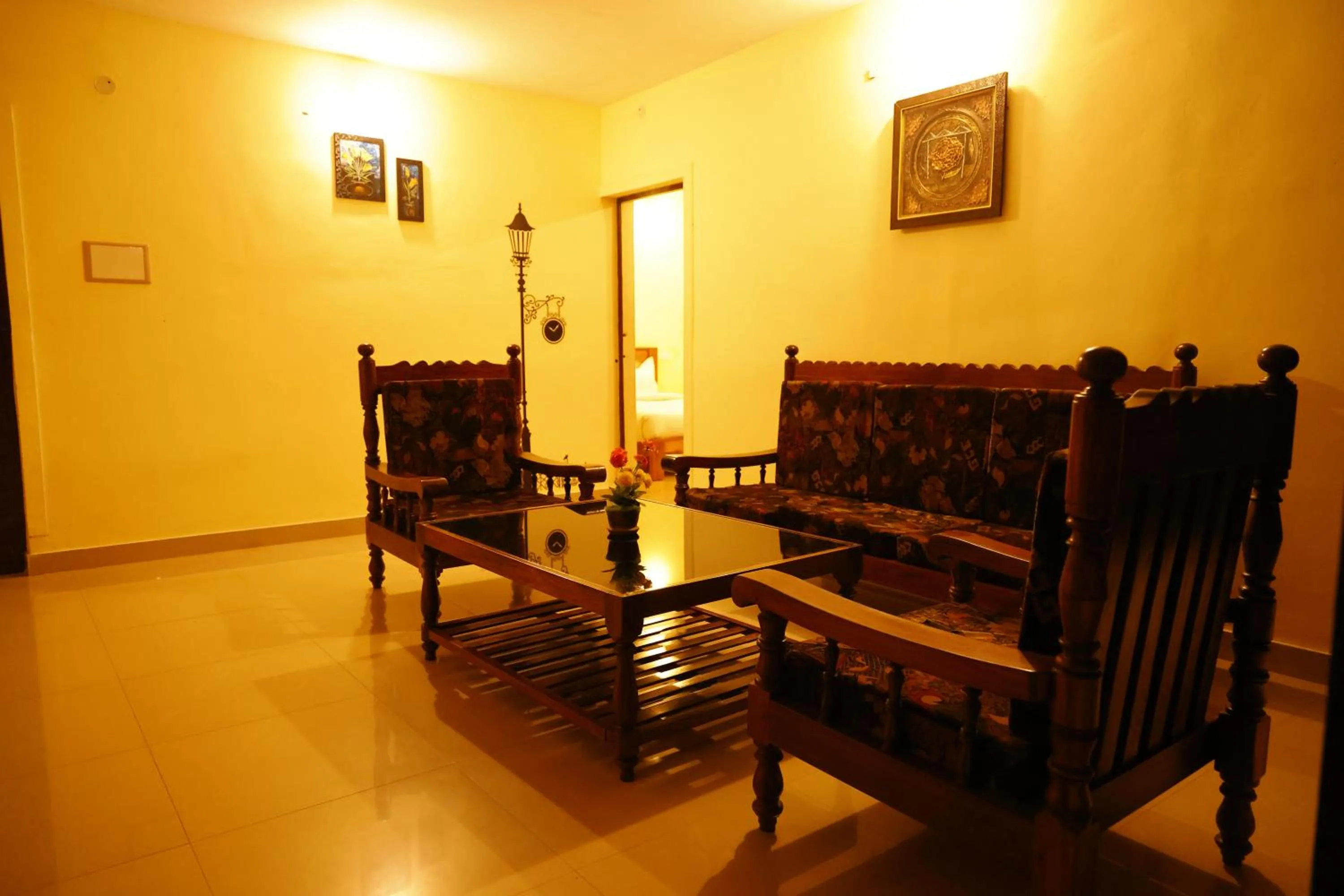 kollanoor guest house